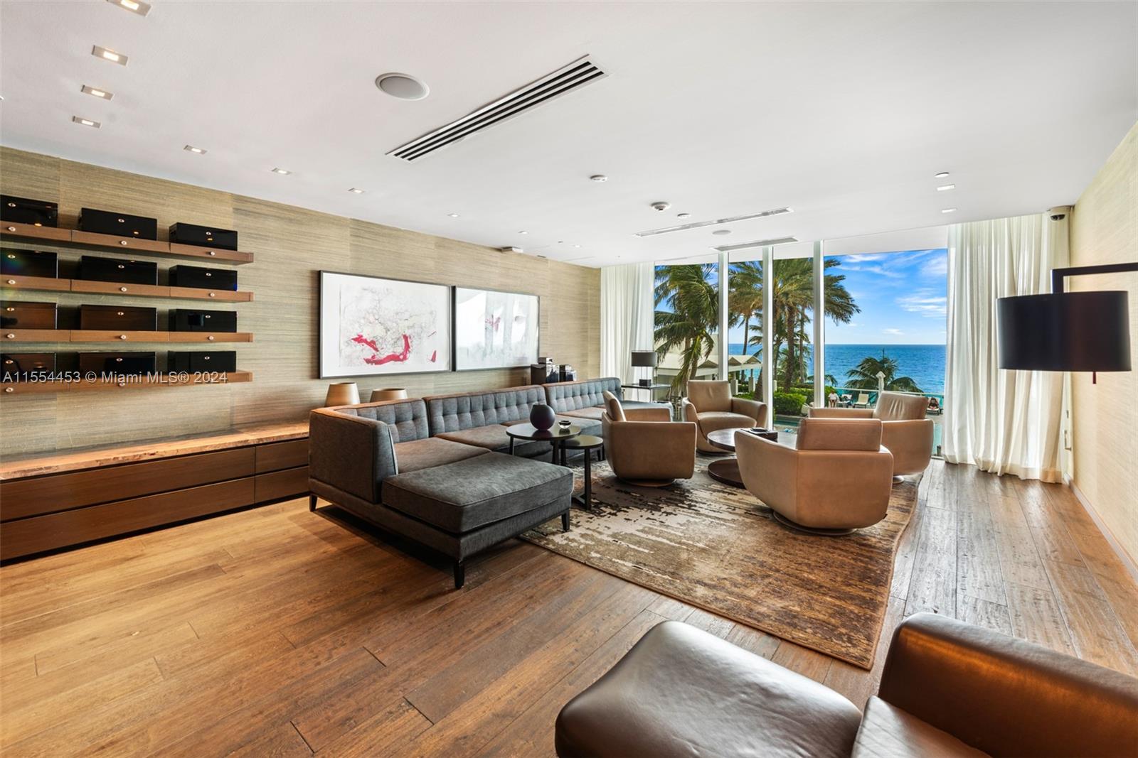 2711 S Ocean Dr # 2004