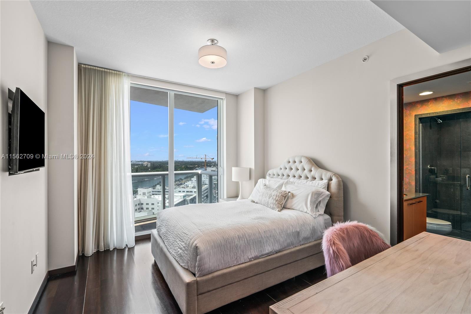 3801 Collins Ave # 1601
