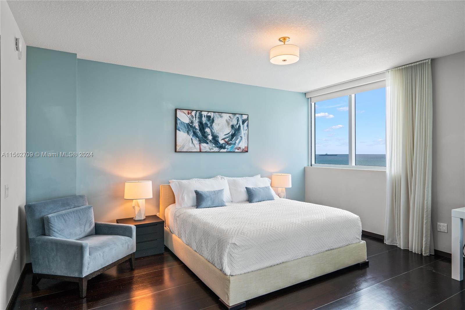 3801 Collins Ave # 1601