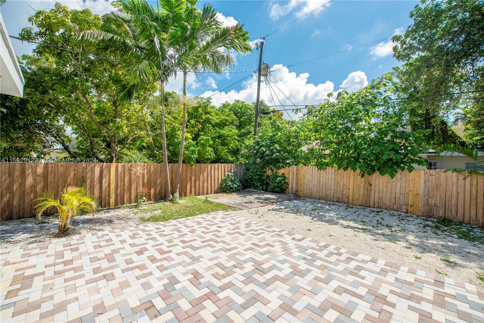 2721 SW 29th Ct