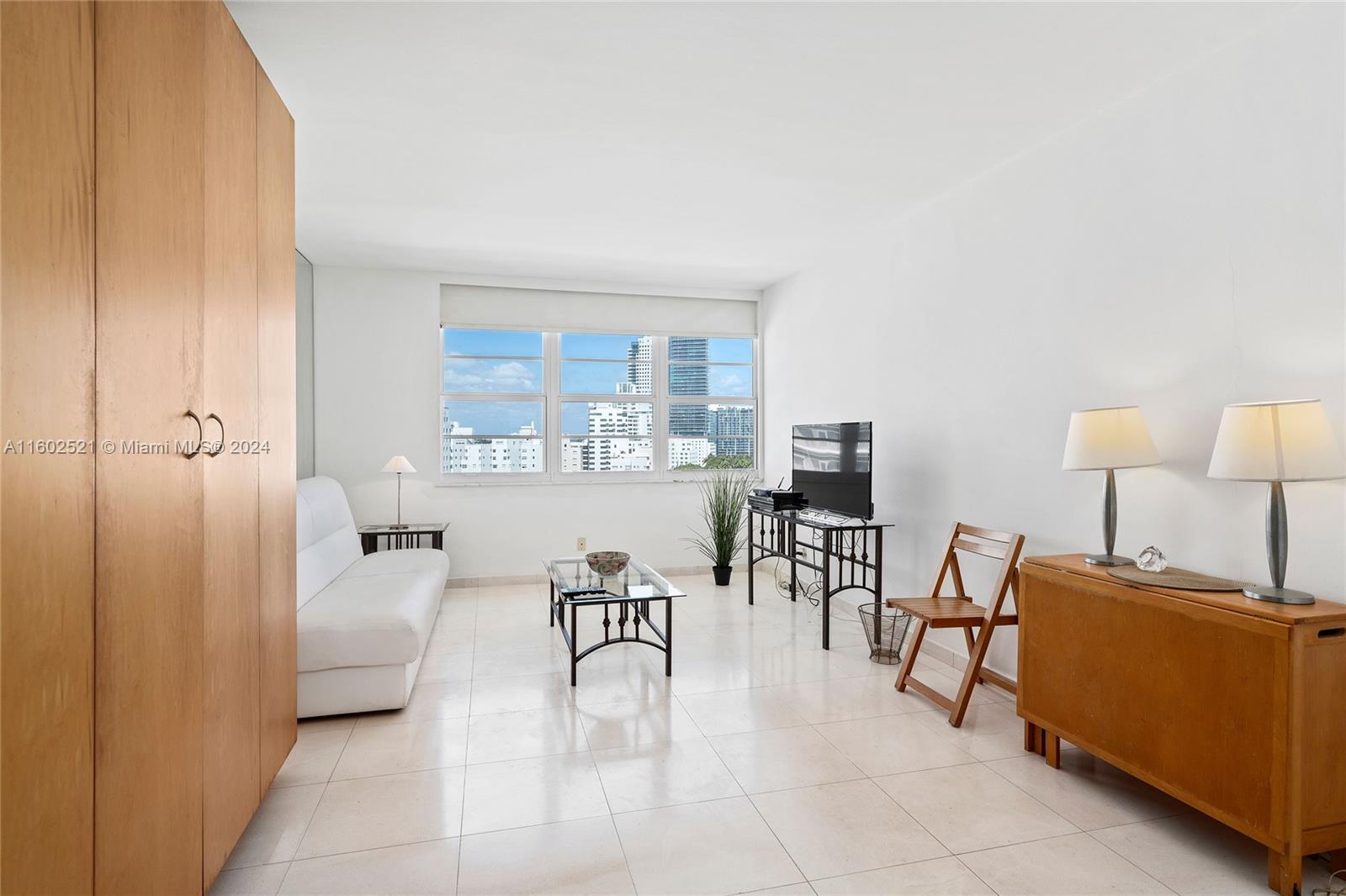 100 Lincoln Rd # 1147A