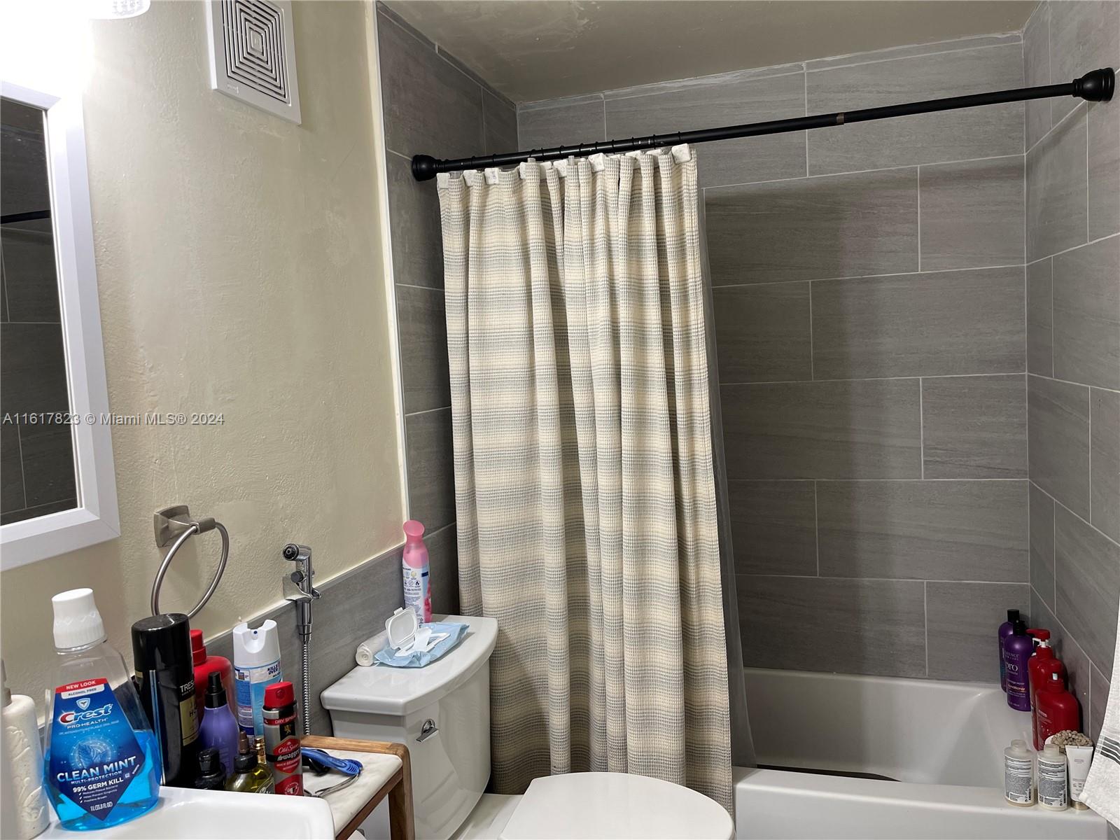 7705 Camino Real # B204