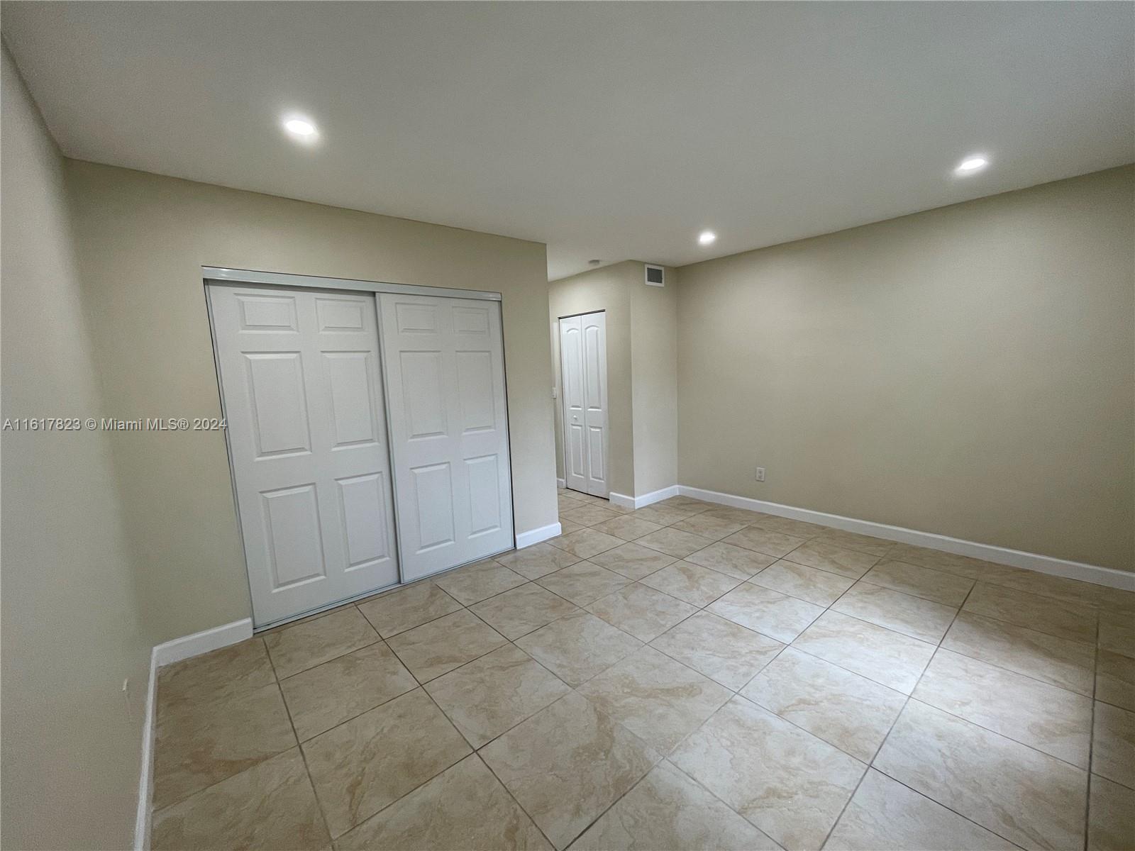 7705 Camino Real # B204