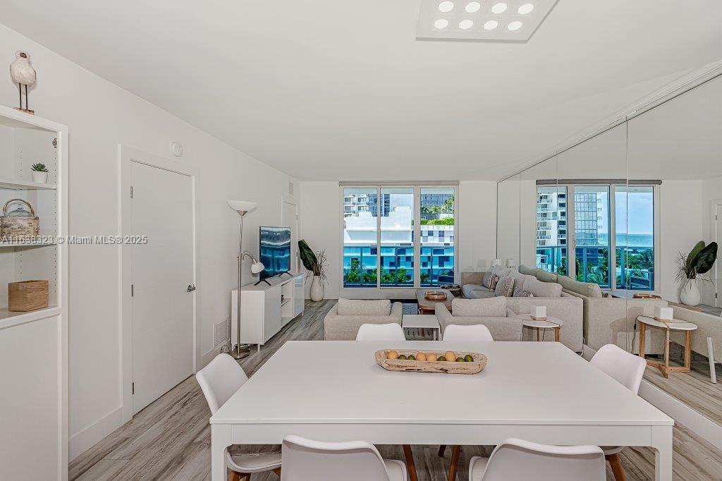 2301 Collins Ave # 604