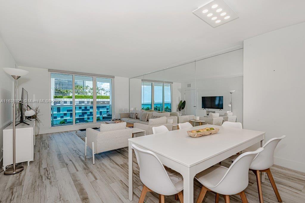2301 Collins Ave # 604