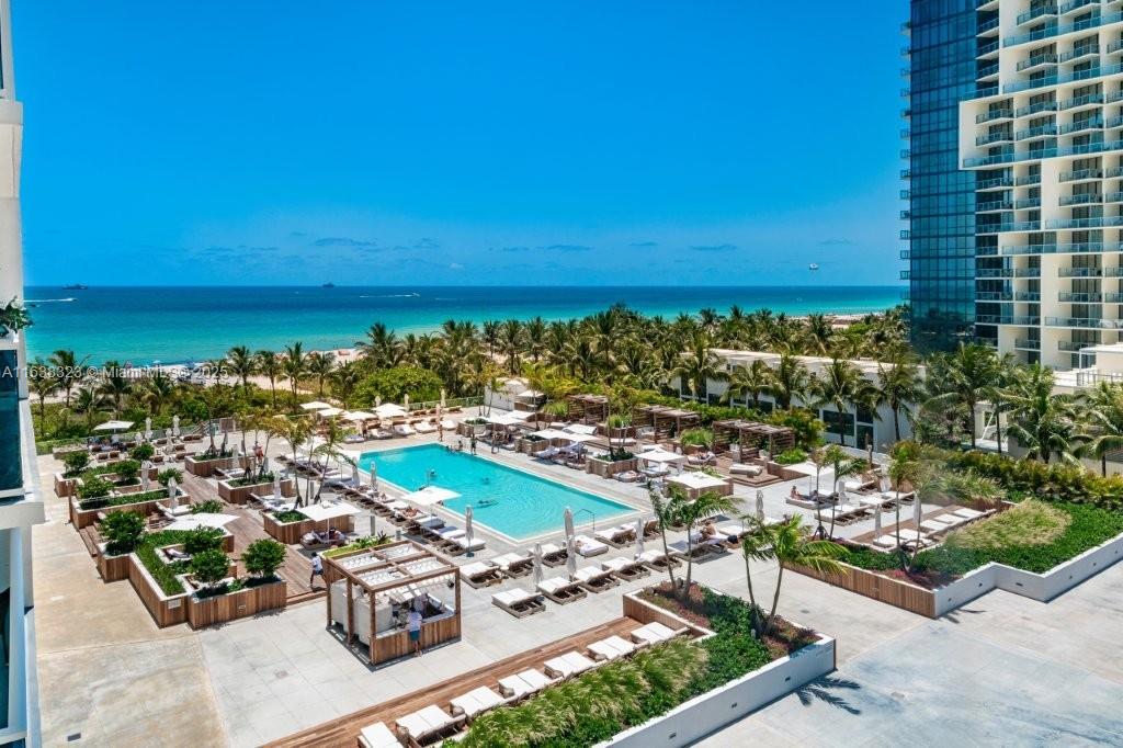 2301 Collins Ave # 604