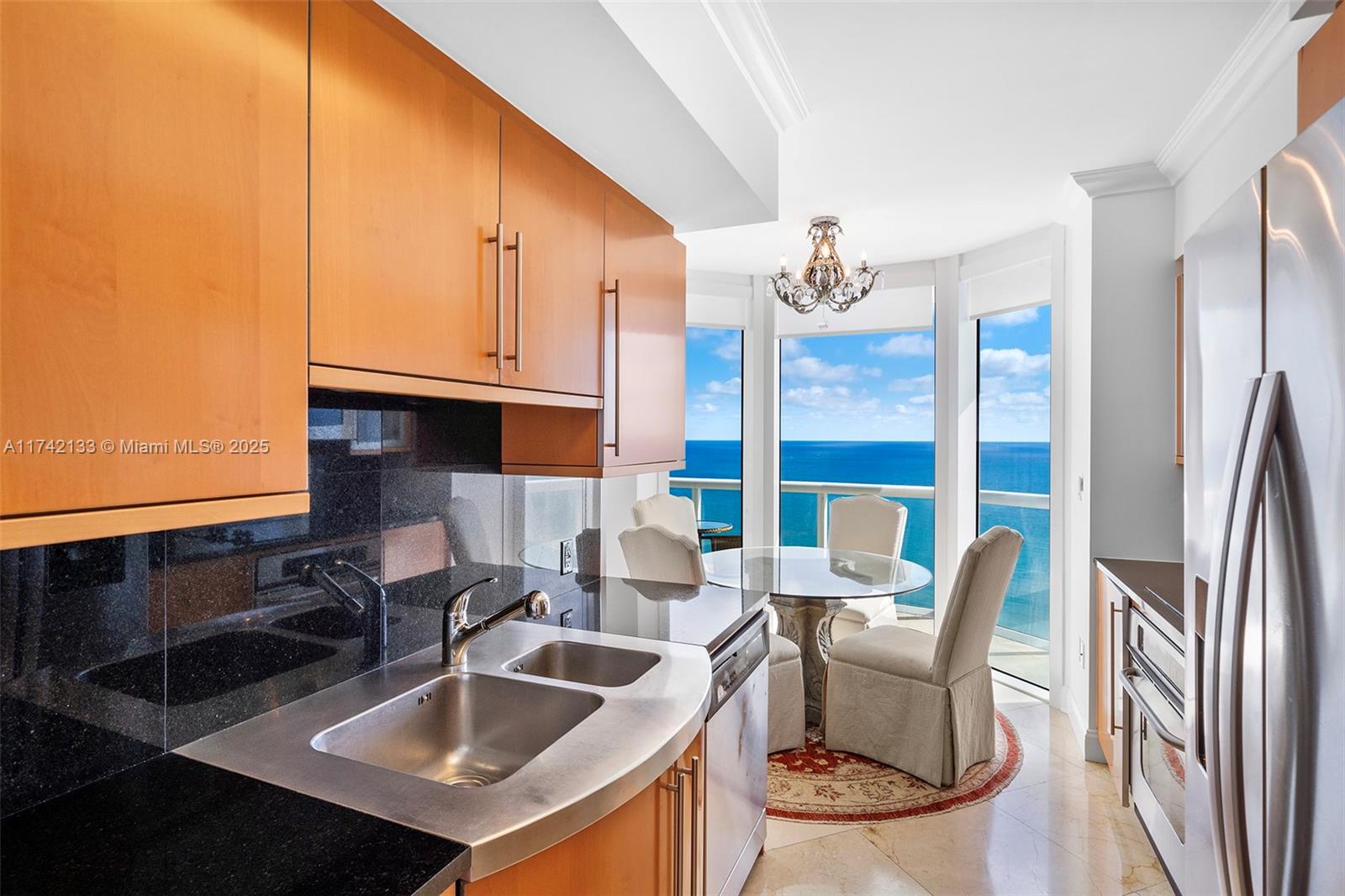 6365 Collins Ave # 3801