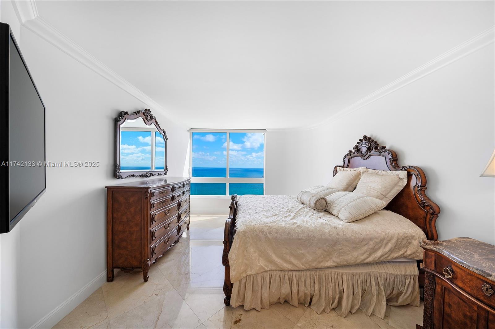 6365 Collins Ave # 3801