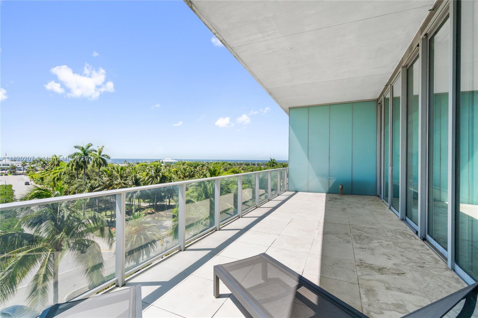 2675 S Bayshore Dr # 403S