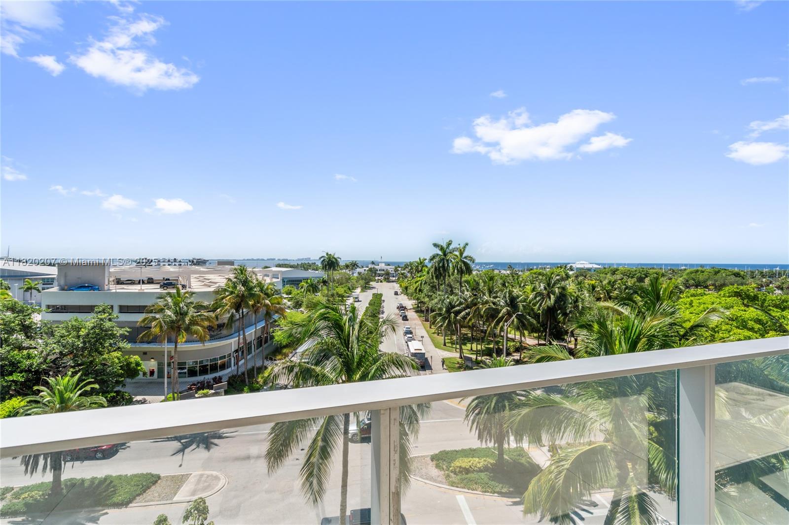 2675 S Bayshore Dr # 403S