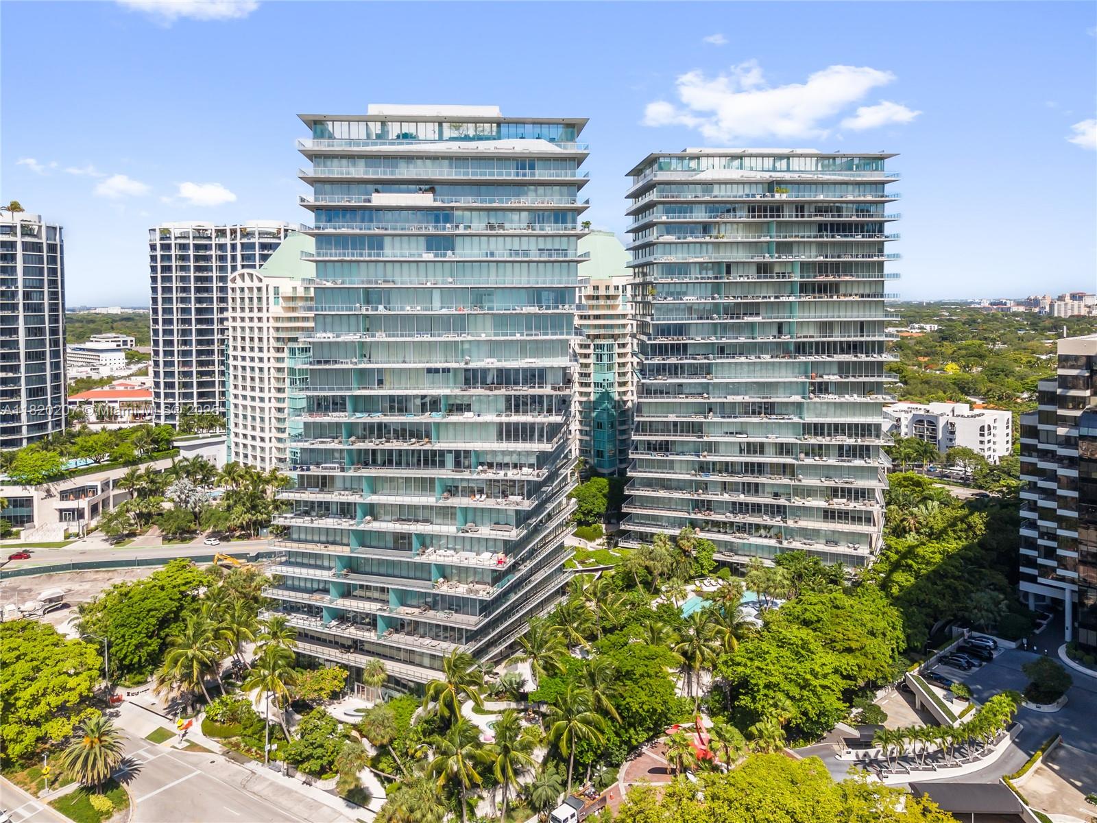 2675 S Bayshore Dr # 403S