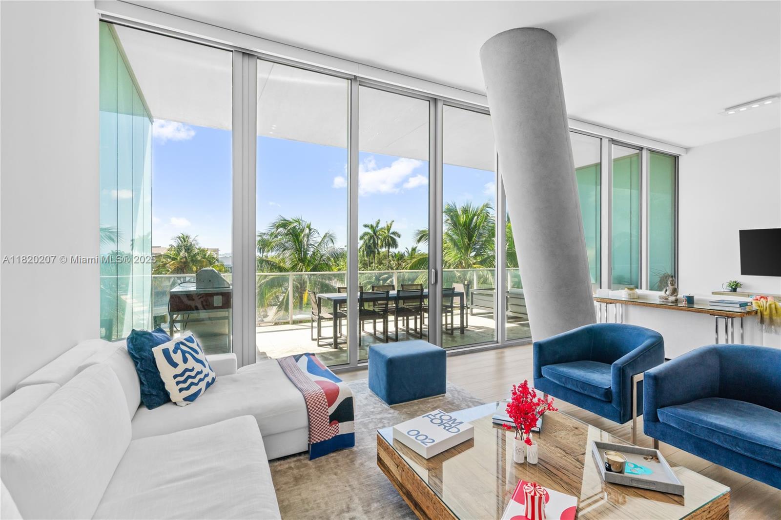 2675 S Bayshore Dr # 403S