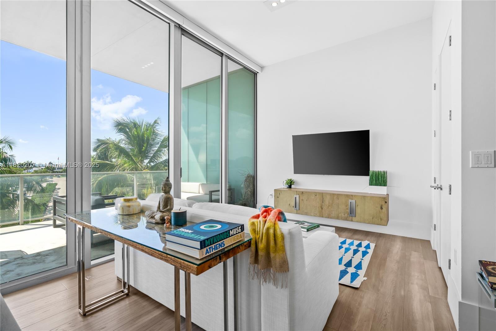 2675 S Bayshore Dr # 403S