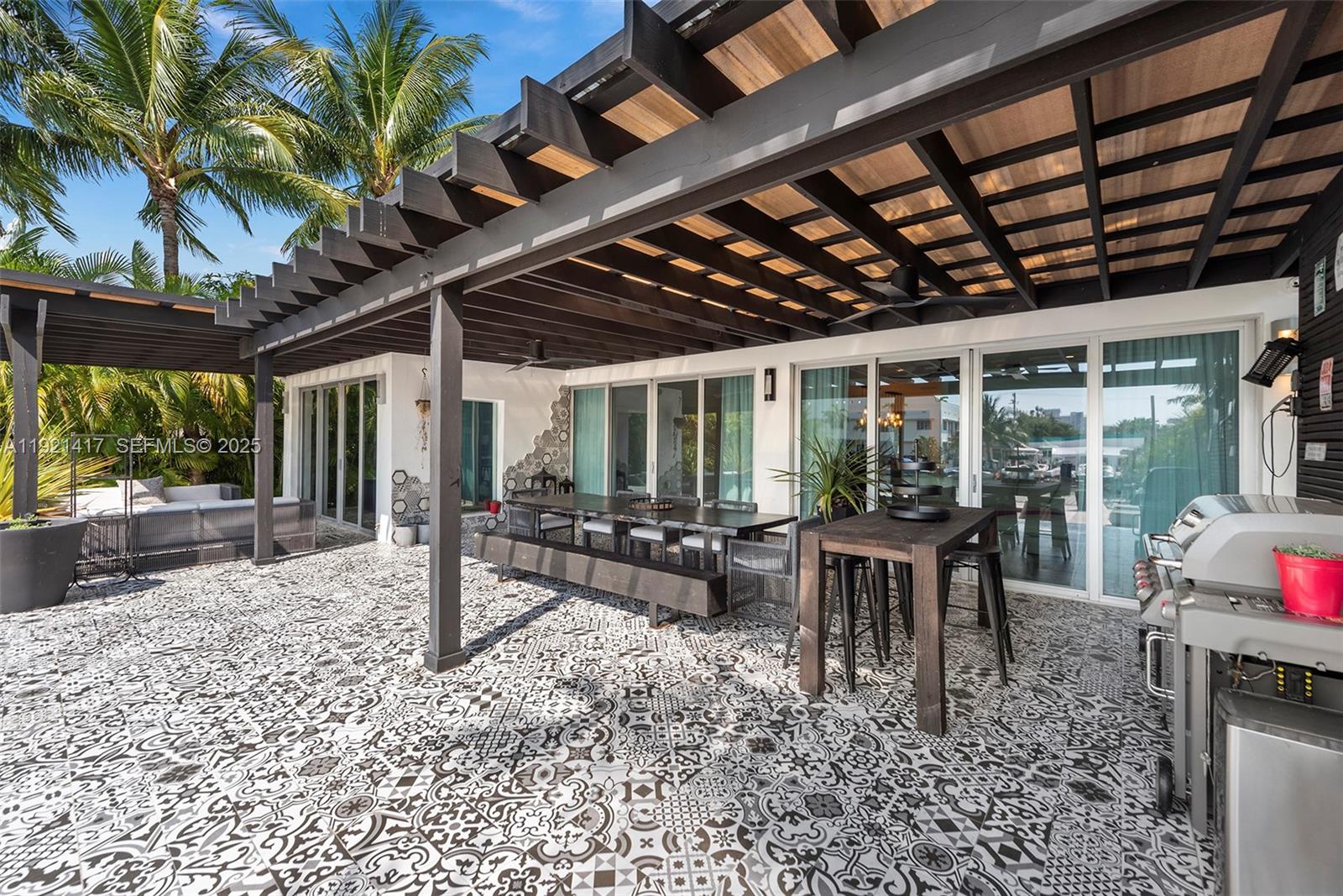 970 S Shore Dr