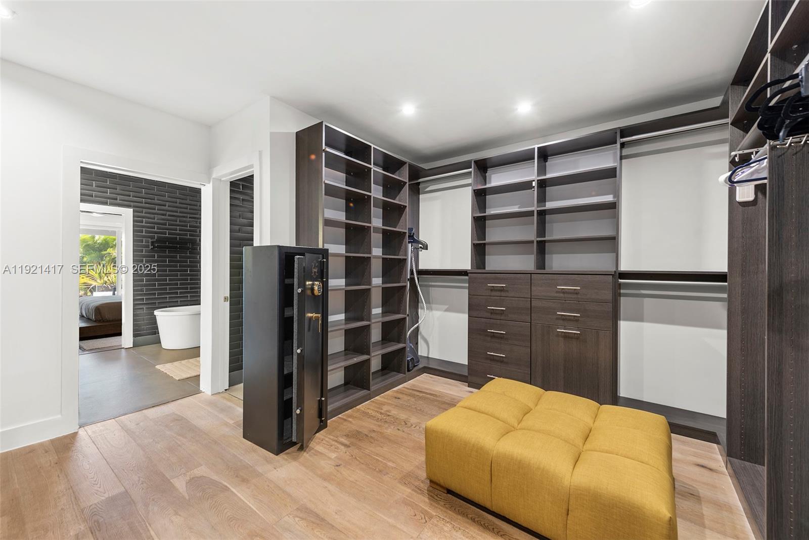 970 S Shore Dr