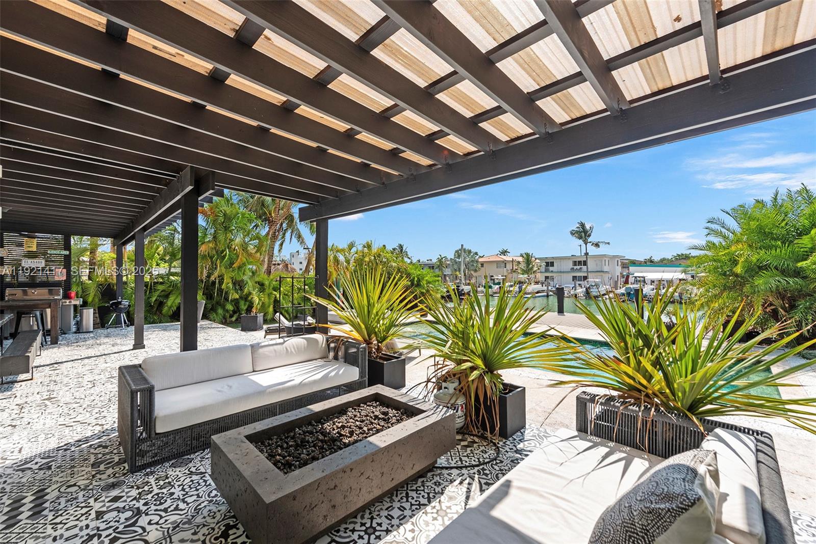 970 S Shore Dr