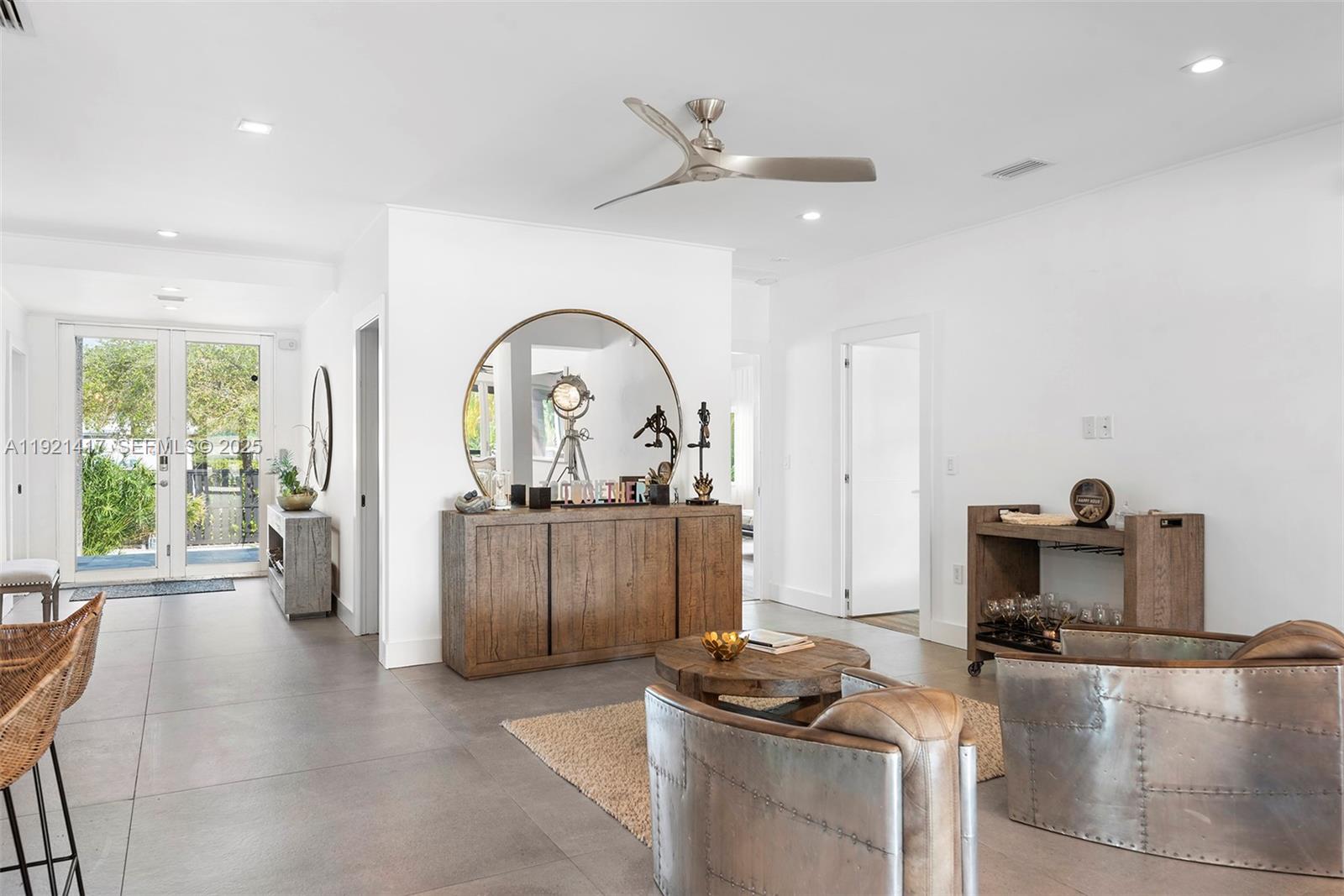 970 S Shore Dr
