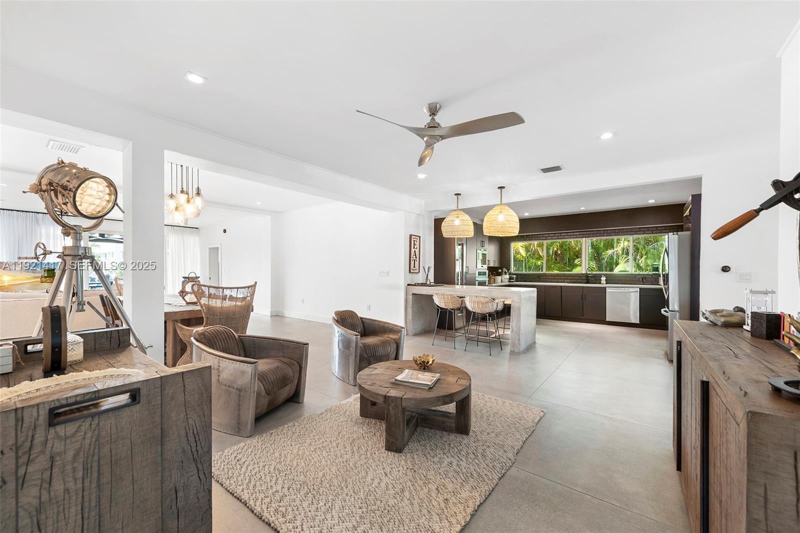970 S Shore Dr