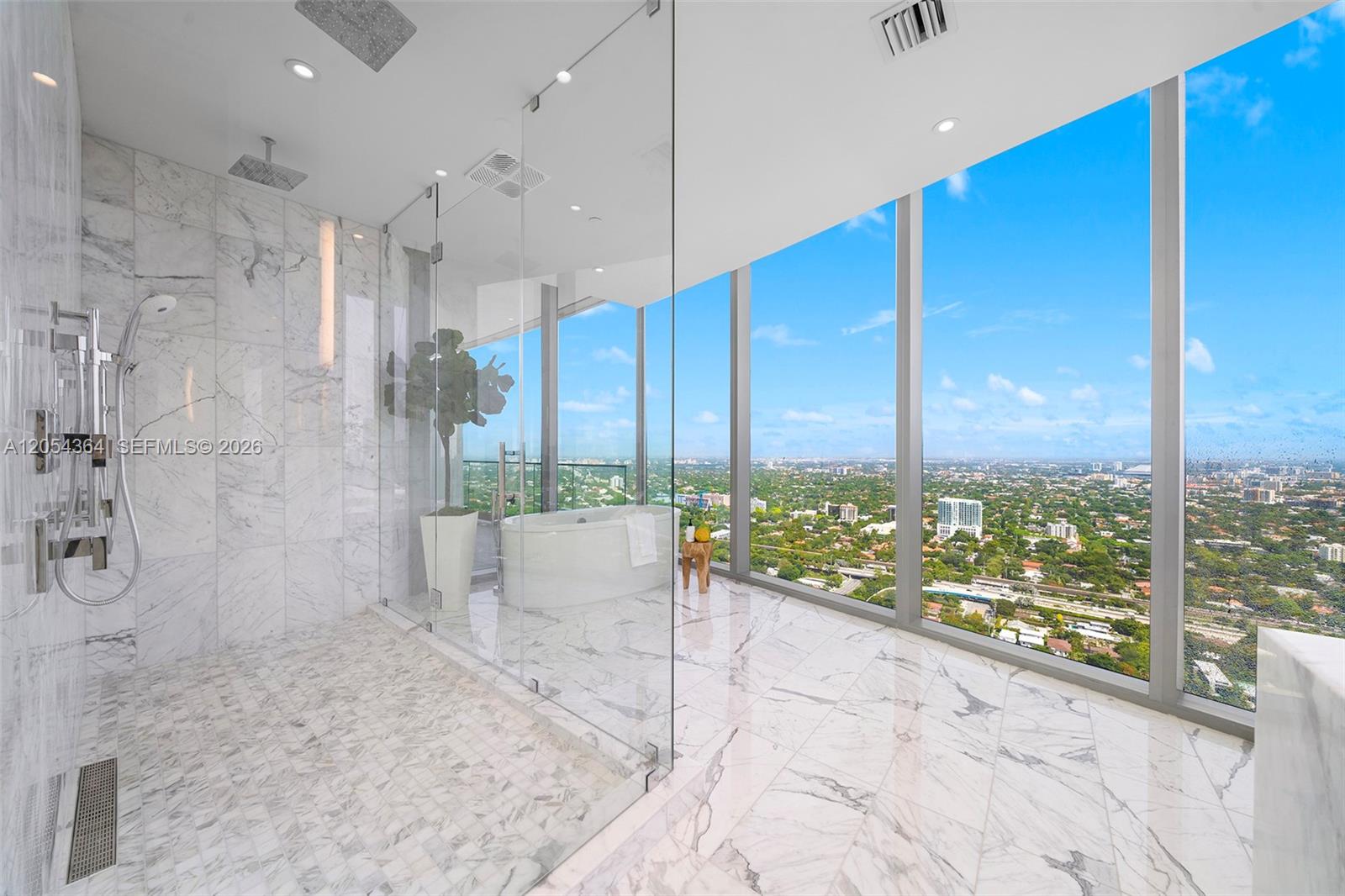 175 SE 25th Rd # 4001 Unit: PH-4001