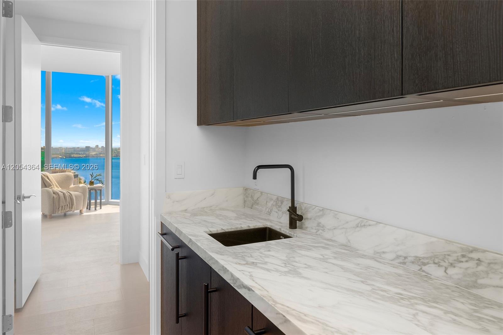 175 SE 25th Rd # 4001 Unit: PH-4001