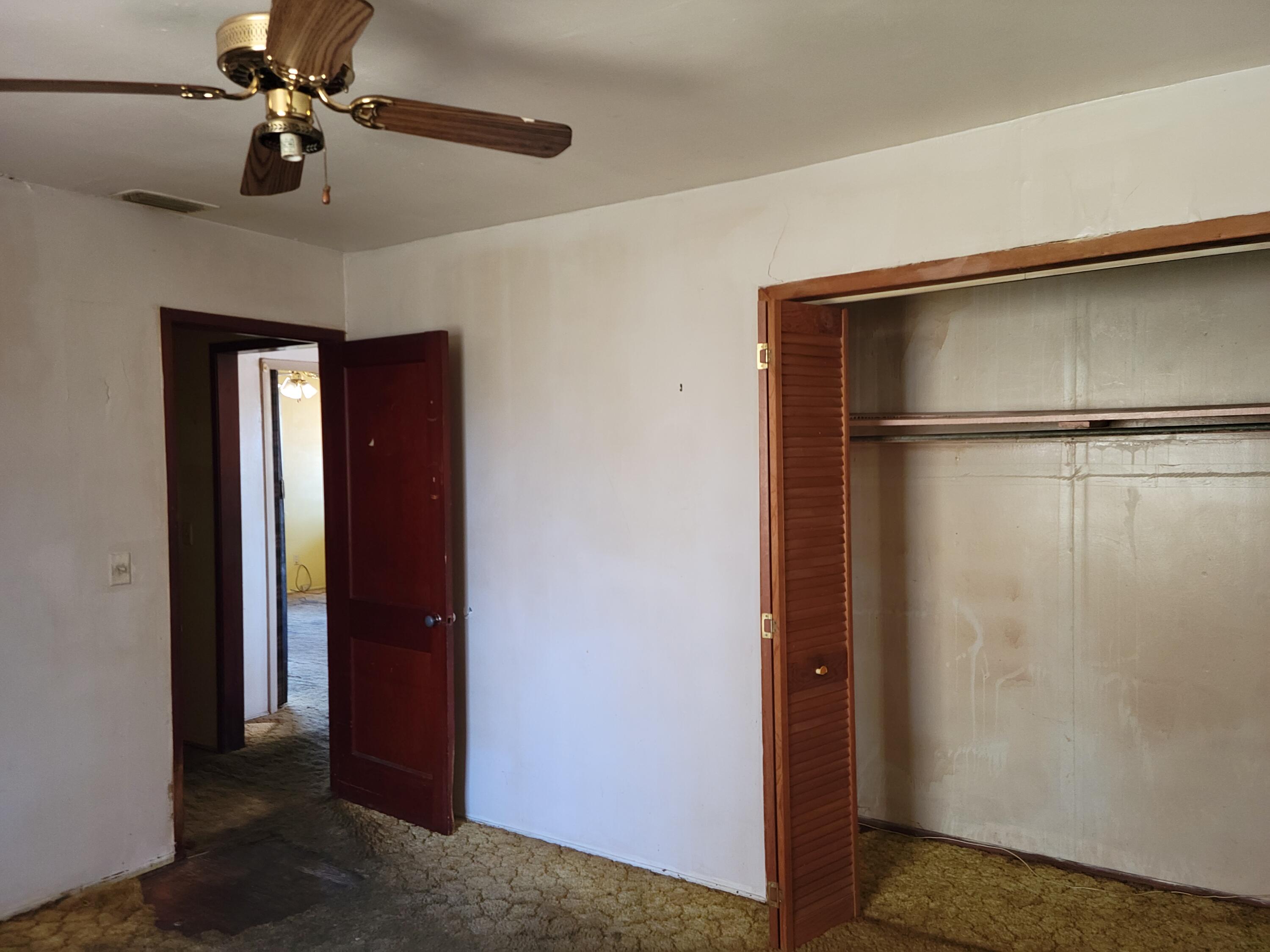 15 N Fiske Boulevard