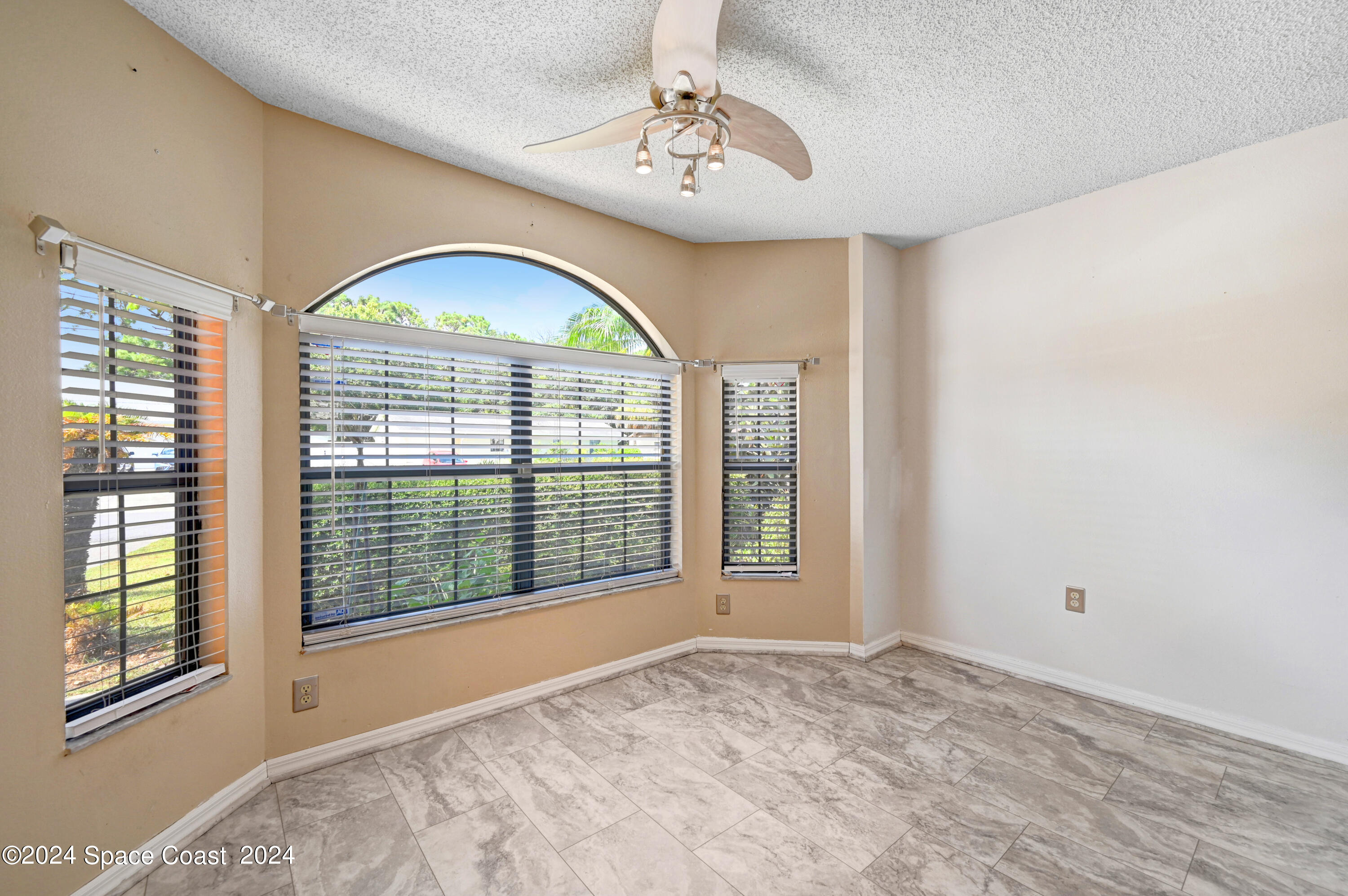 5485 Friendly Street