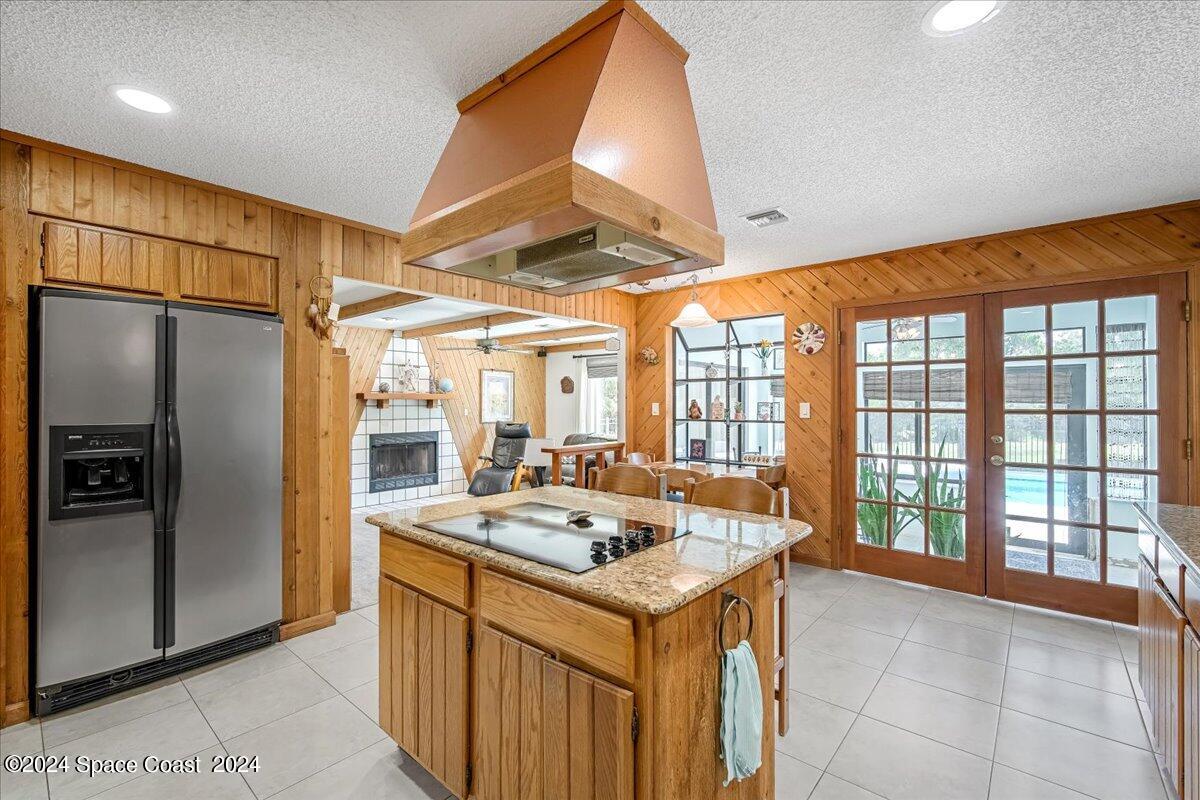 2000 S Courtenay Parkway