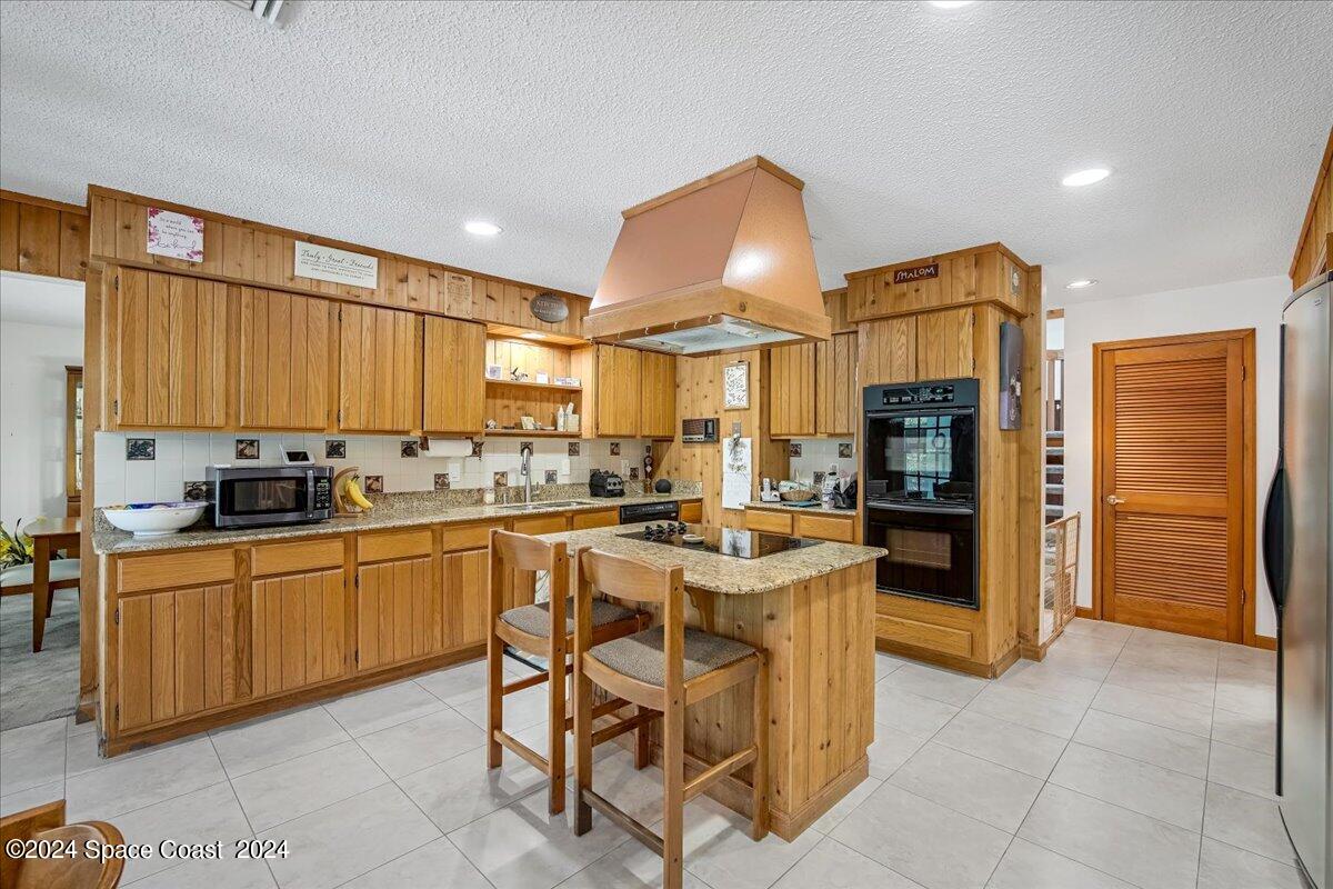 2000 S Courtenay Parkway