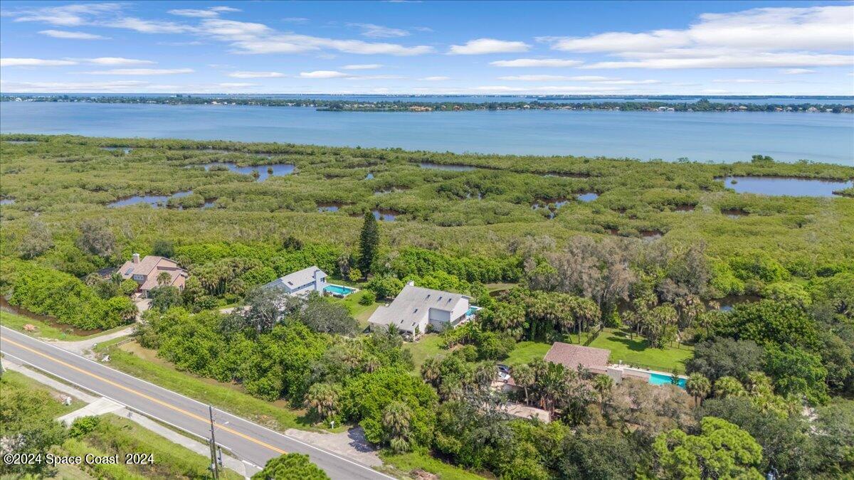 2000 S Courtenay Parkway