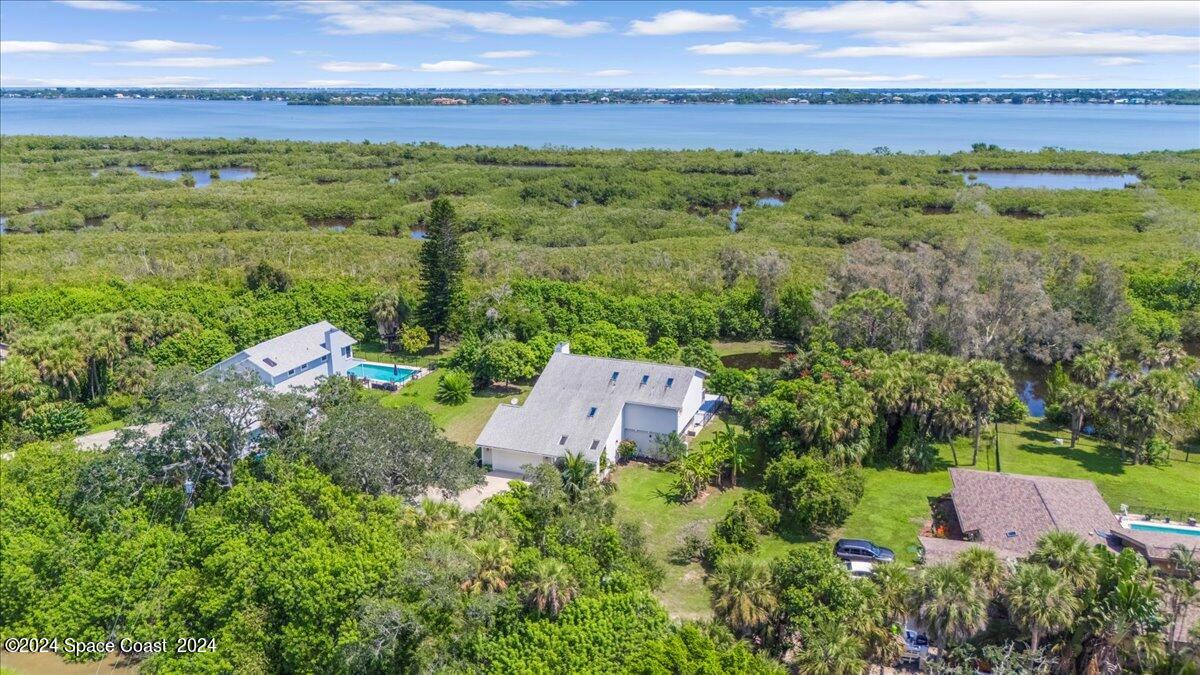 2000 S Courtenay Parkway