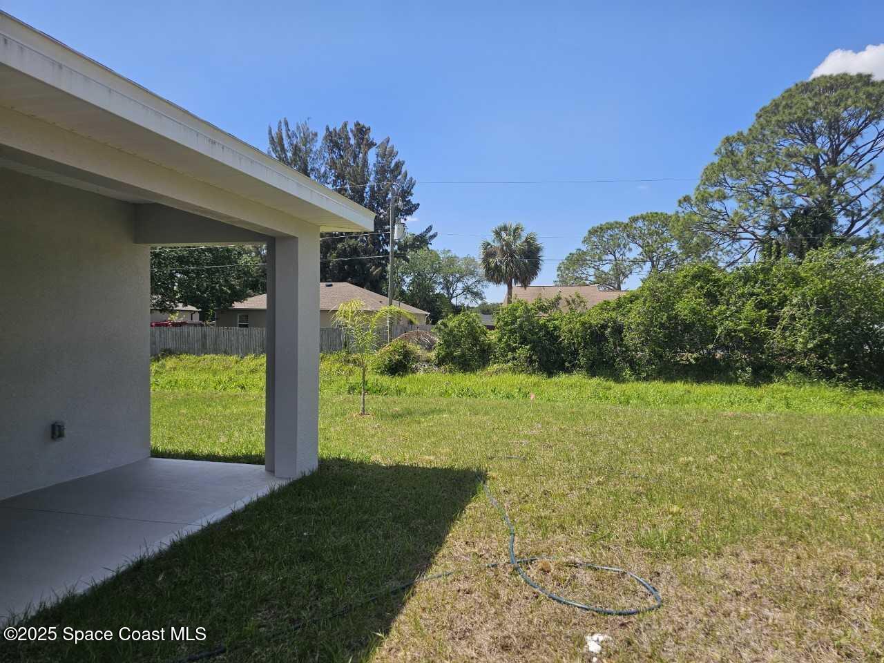 1040 Colonial Avenue SE