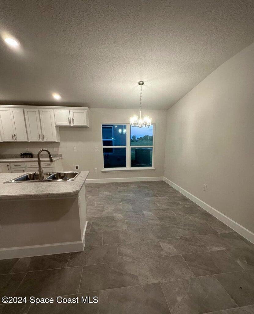 1040 Colonial Avenue SE