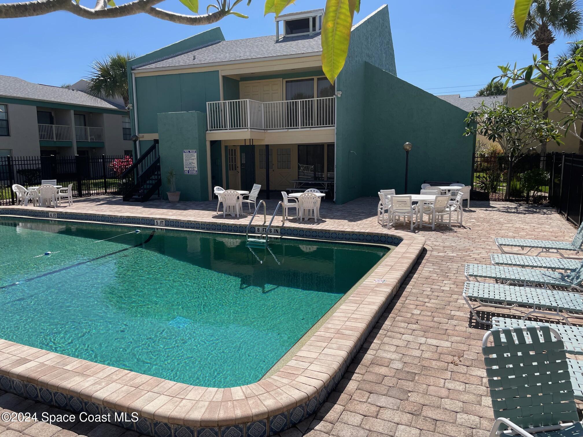 1225 N Wickham Road, 415