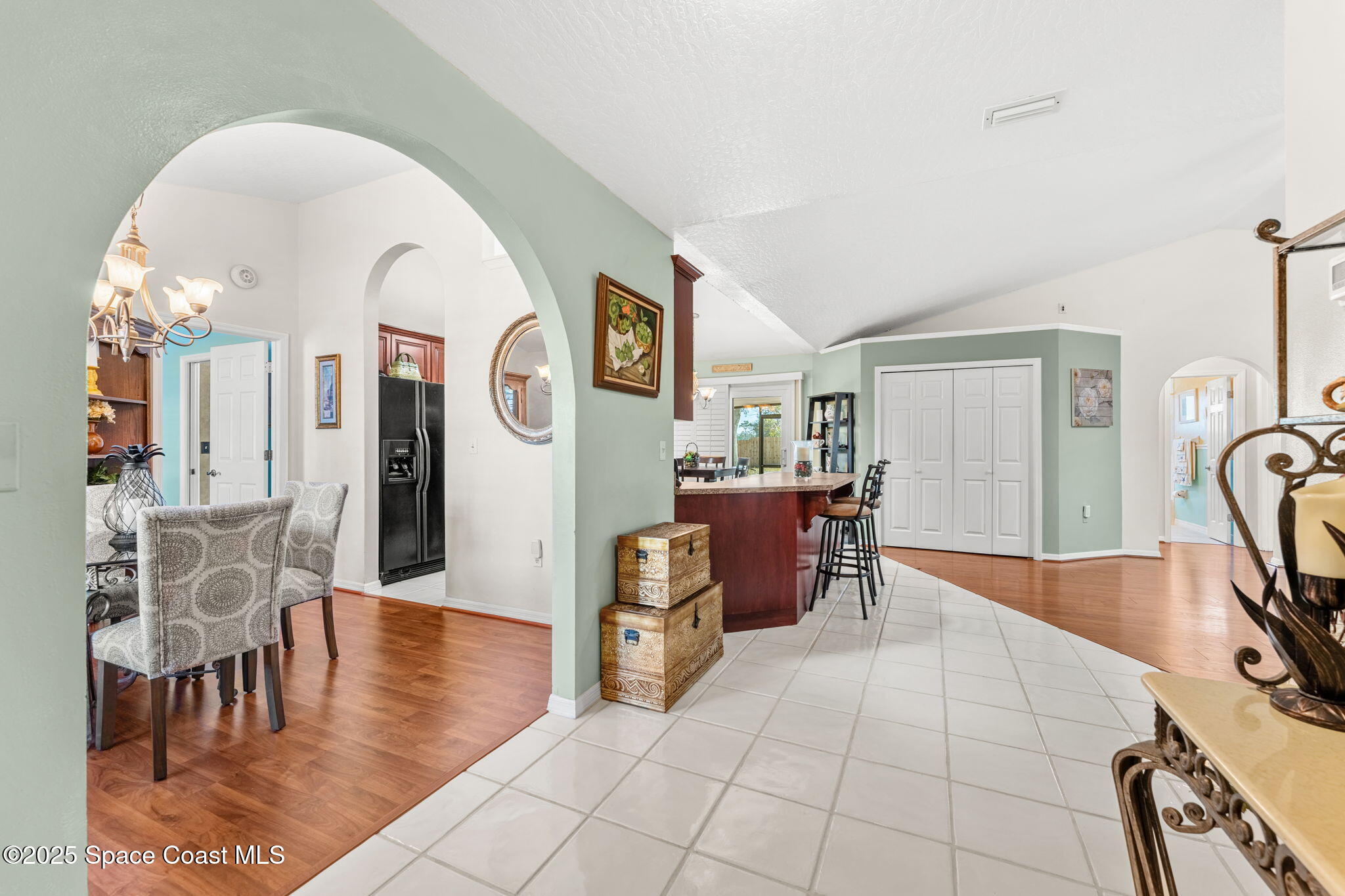 2398 Greenwood Boulevard NE