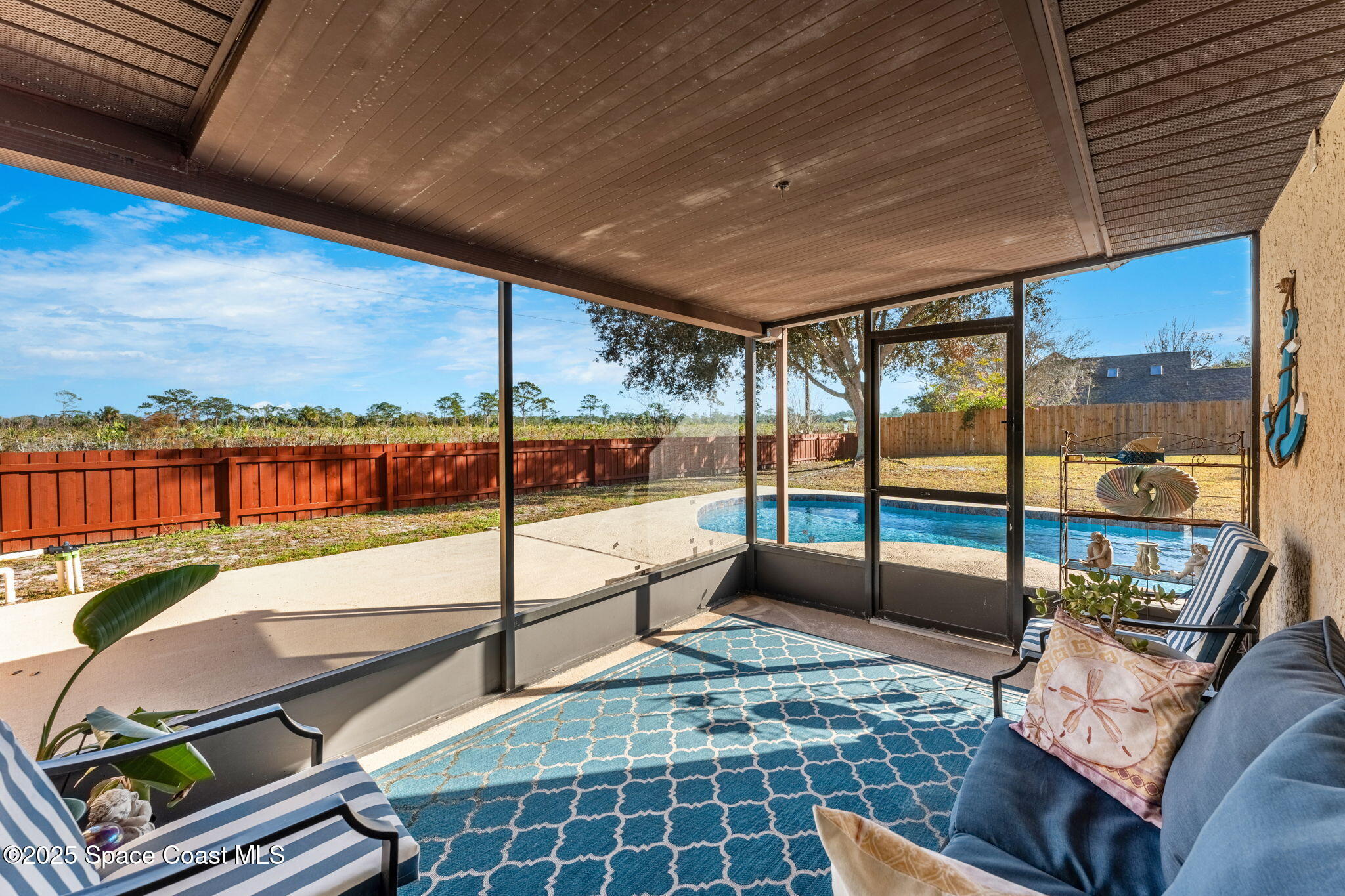 2398 Greenwood Boulevard NE