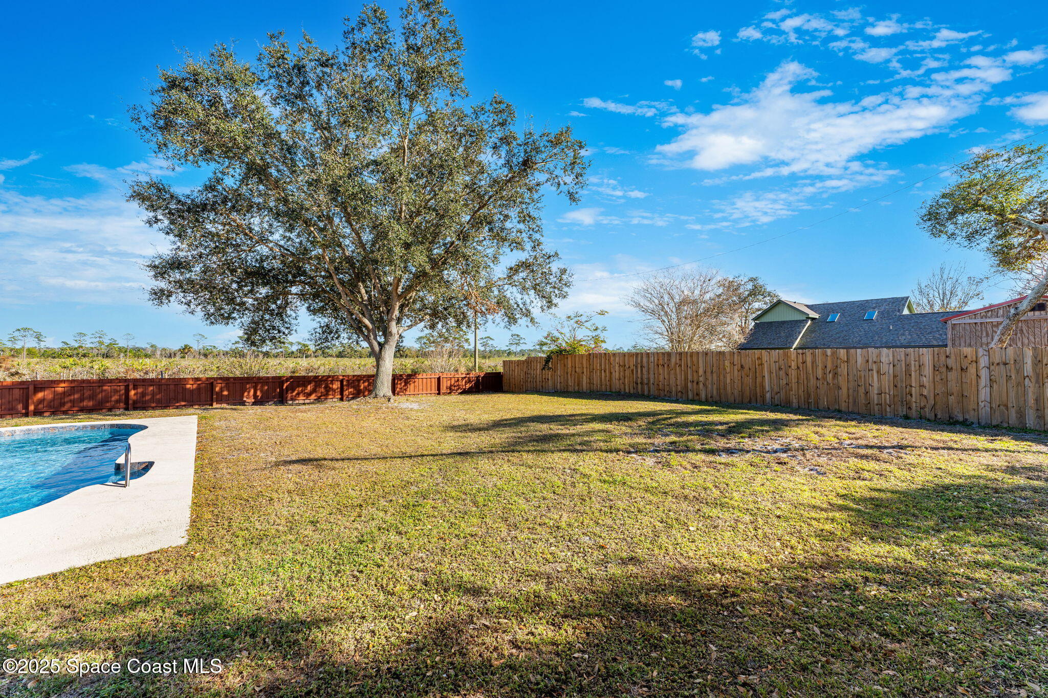 2398 Greenwood Boulevard NE