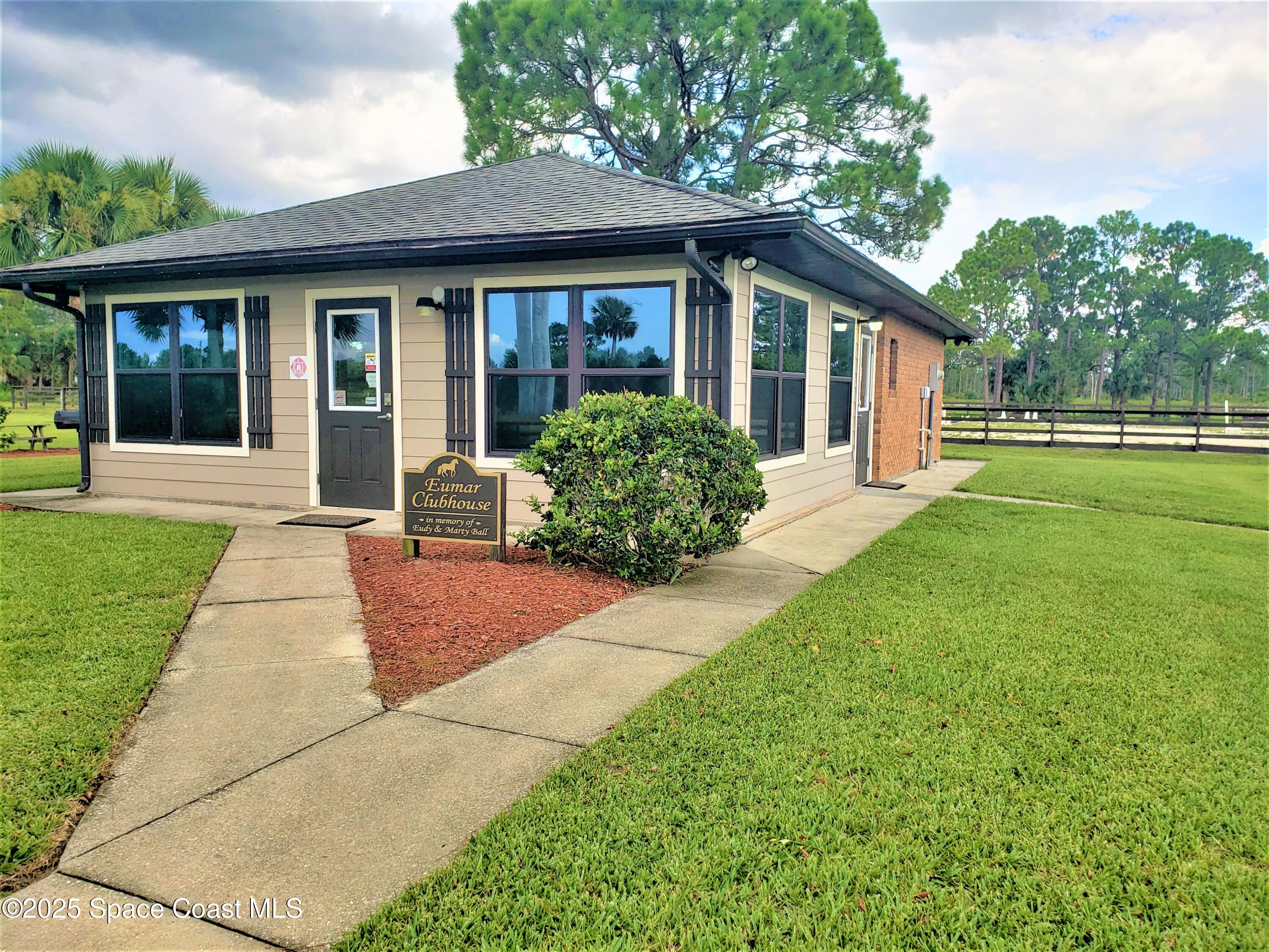 0 Corner Of Horseshoe/Stallion