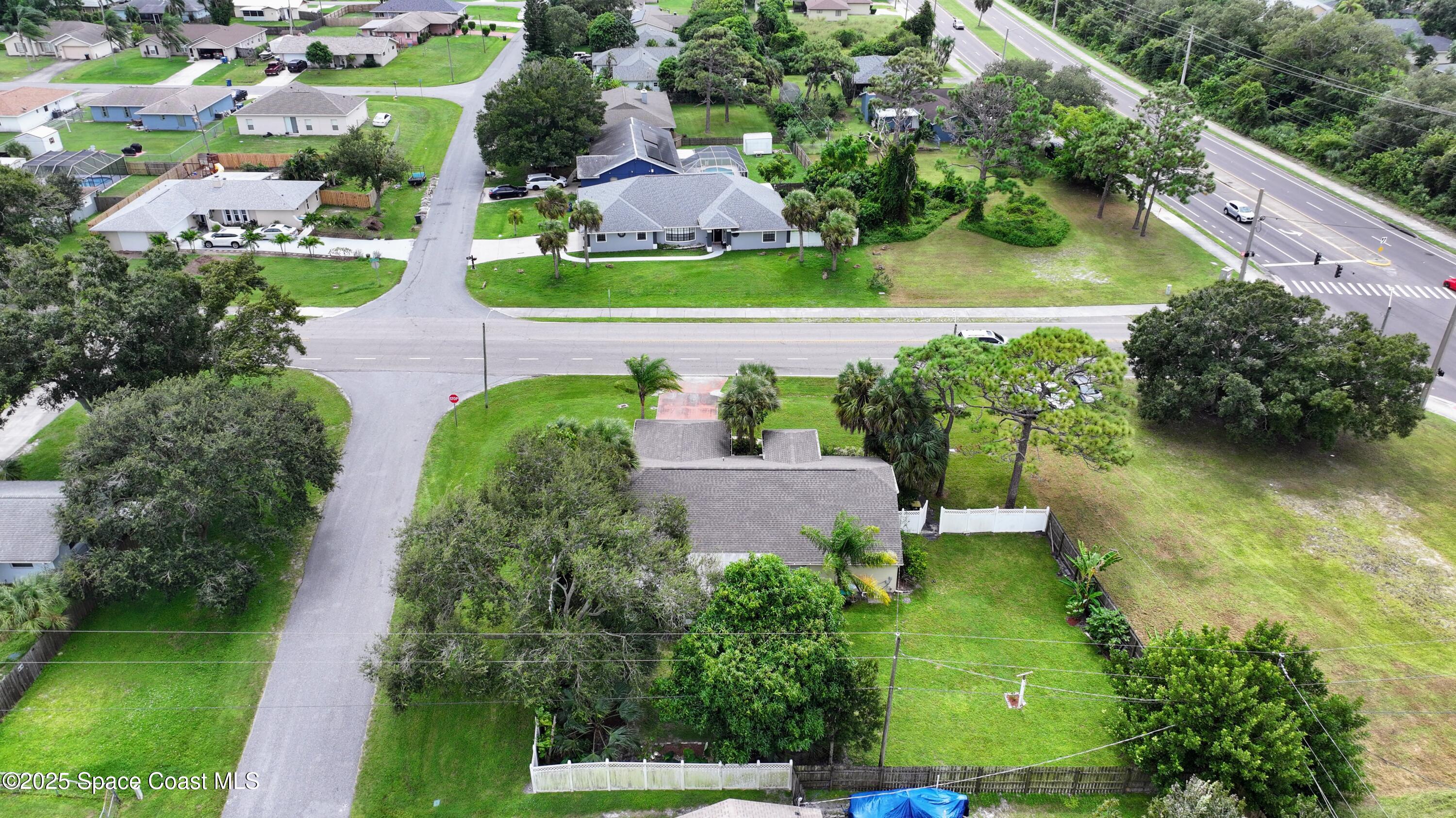 1723 Fallon Boulevard NE