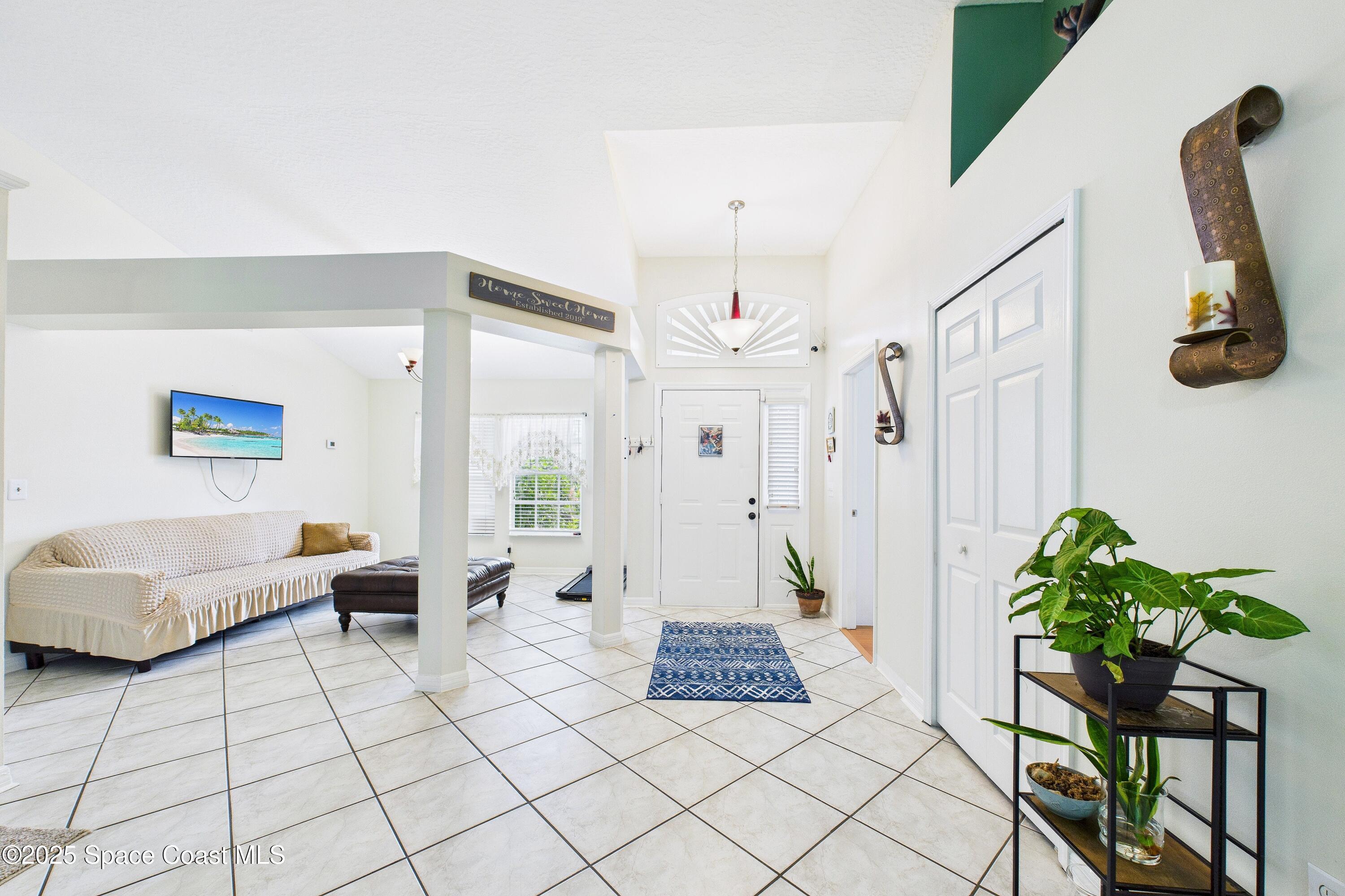 1723 Fallon Boulevard NE