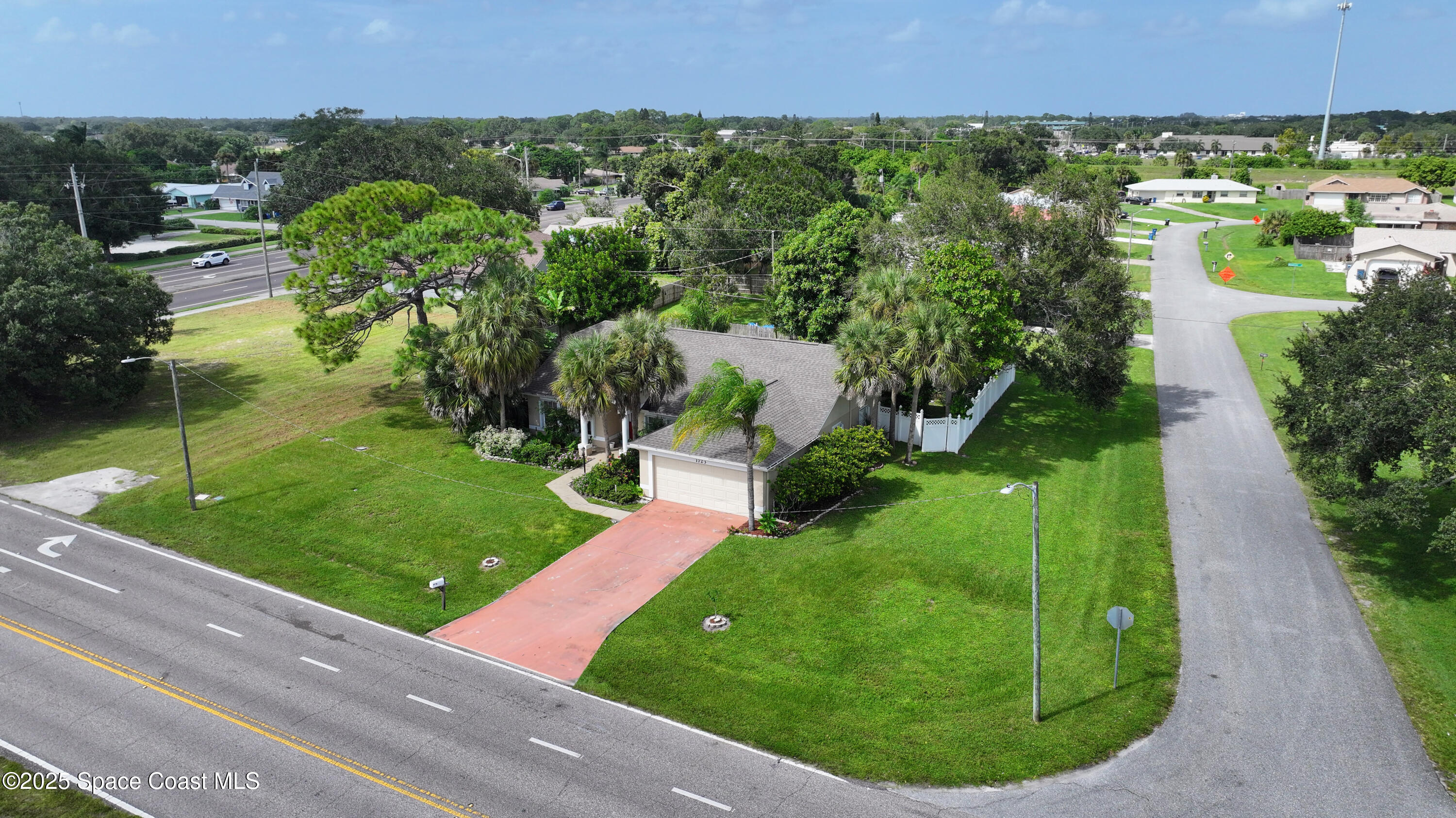 1723 Fallon Boulevard NE