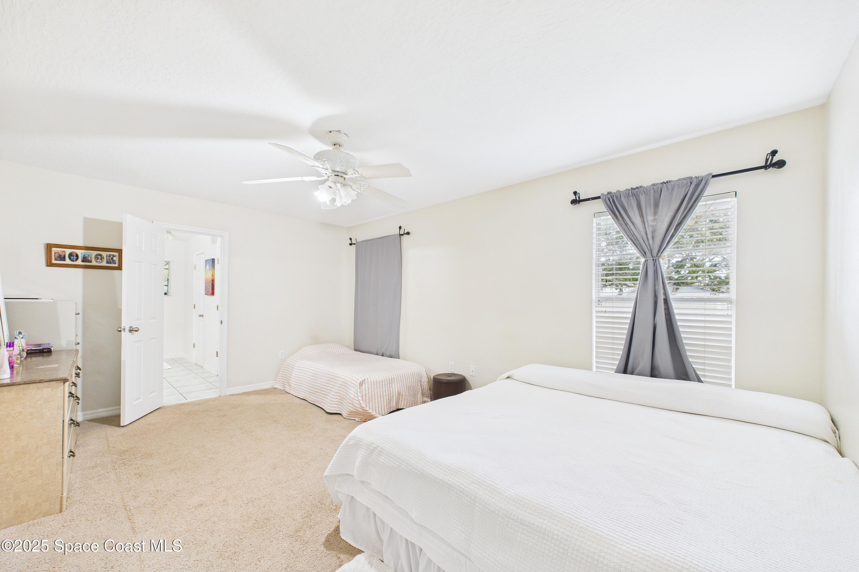 1723 Fallon Boulevard NE