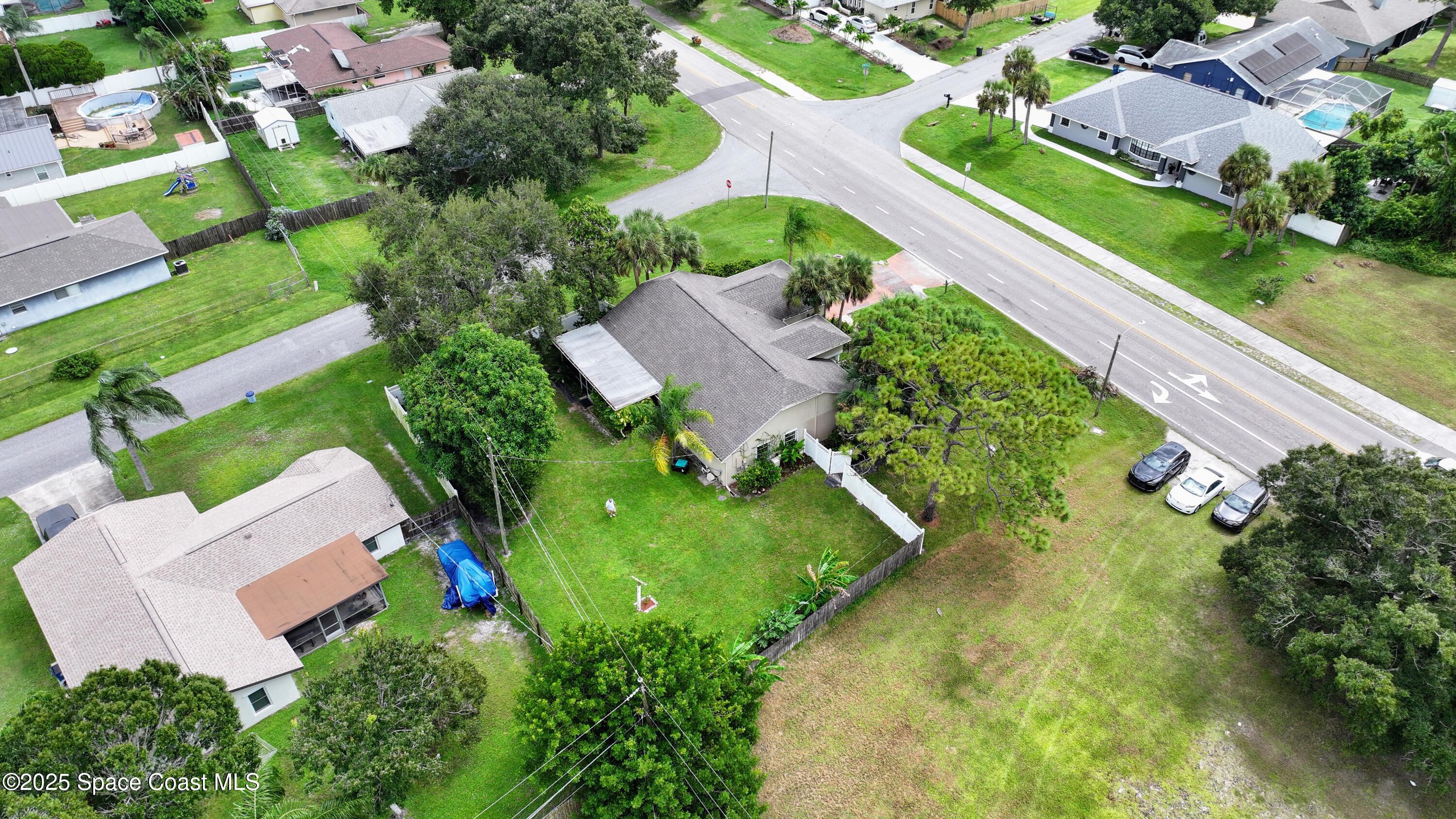 1723 Fallon Boulevard NE