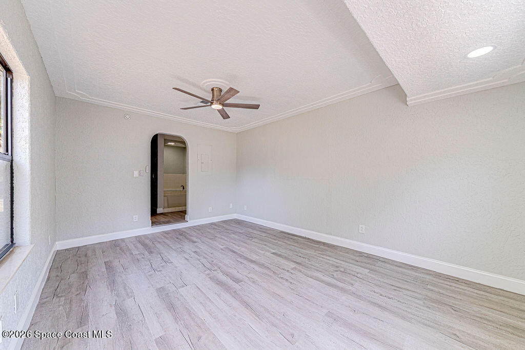 2773 W Hickory Circle