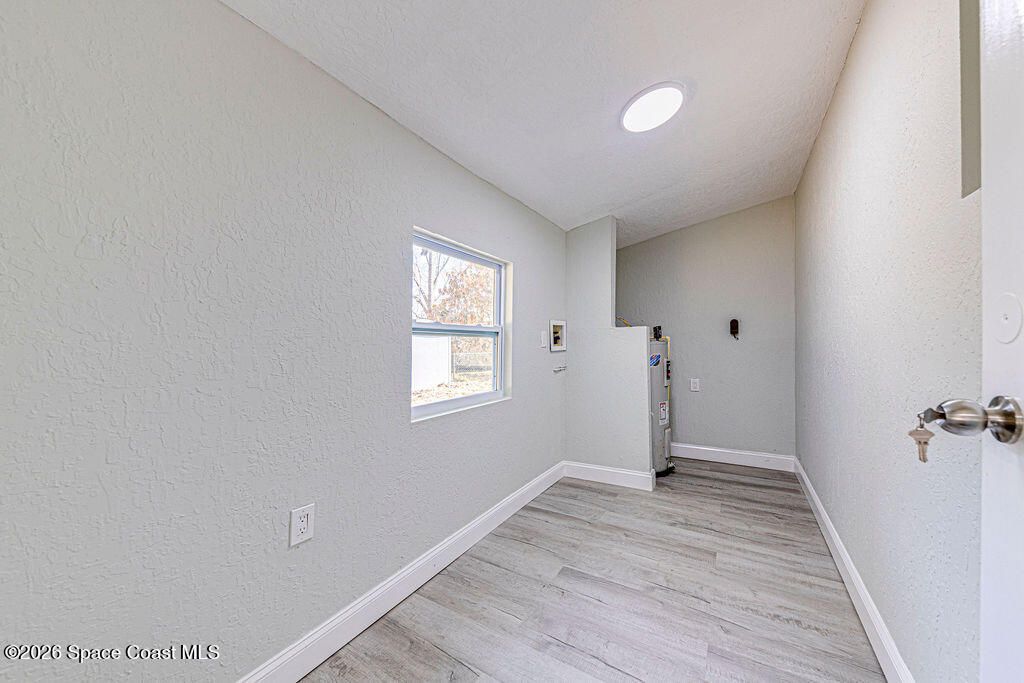 2773 W Hickory Circle