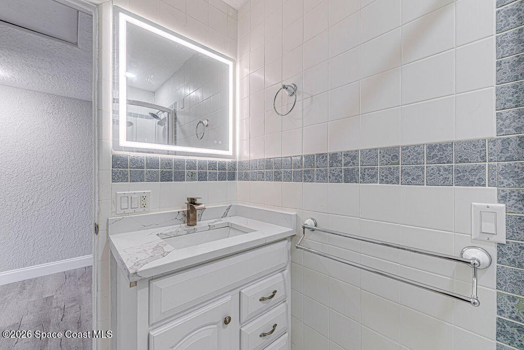 2773 W Hickory Circle