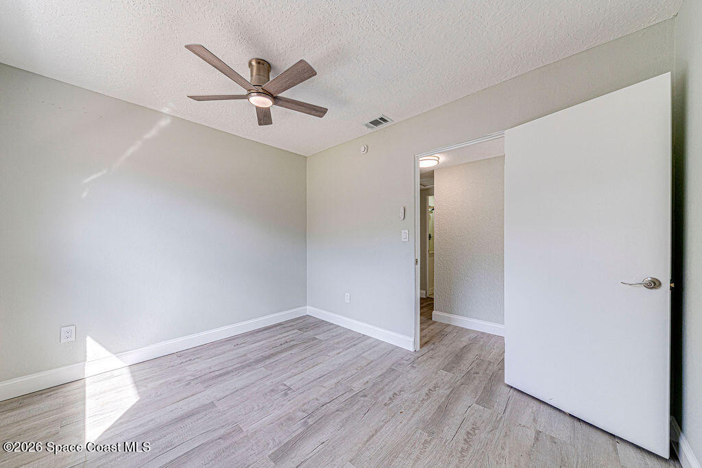 2773 W Hickory Circle