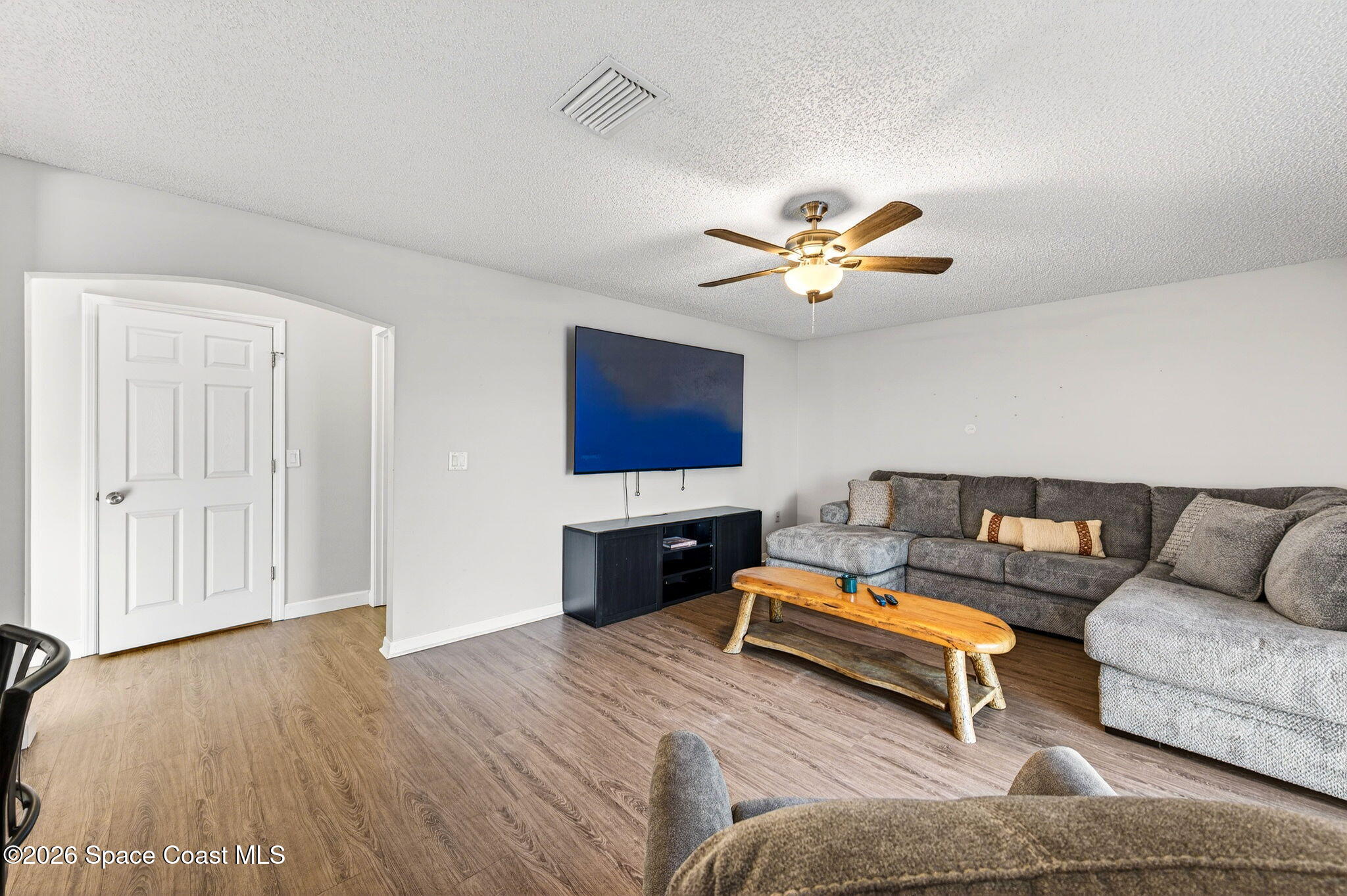 3904 Upmann Drive