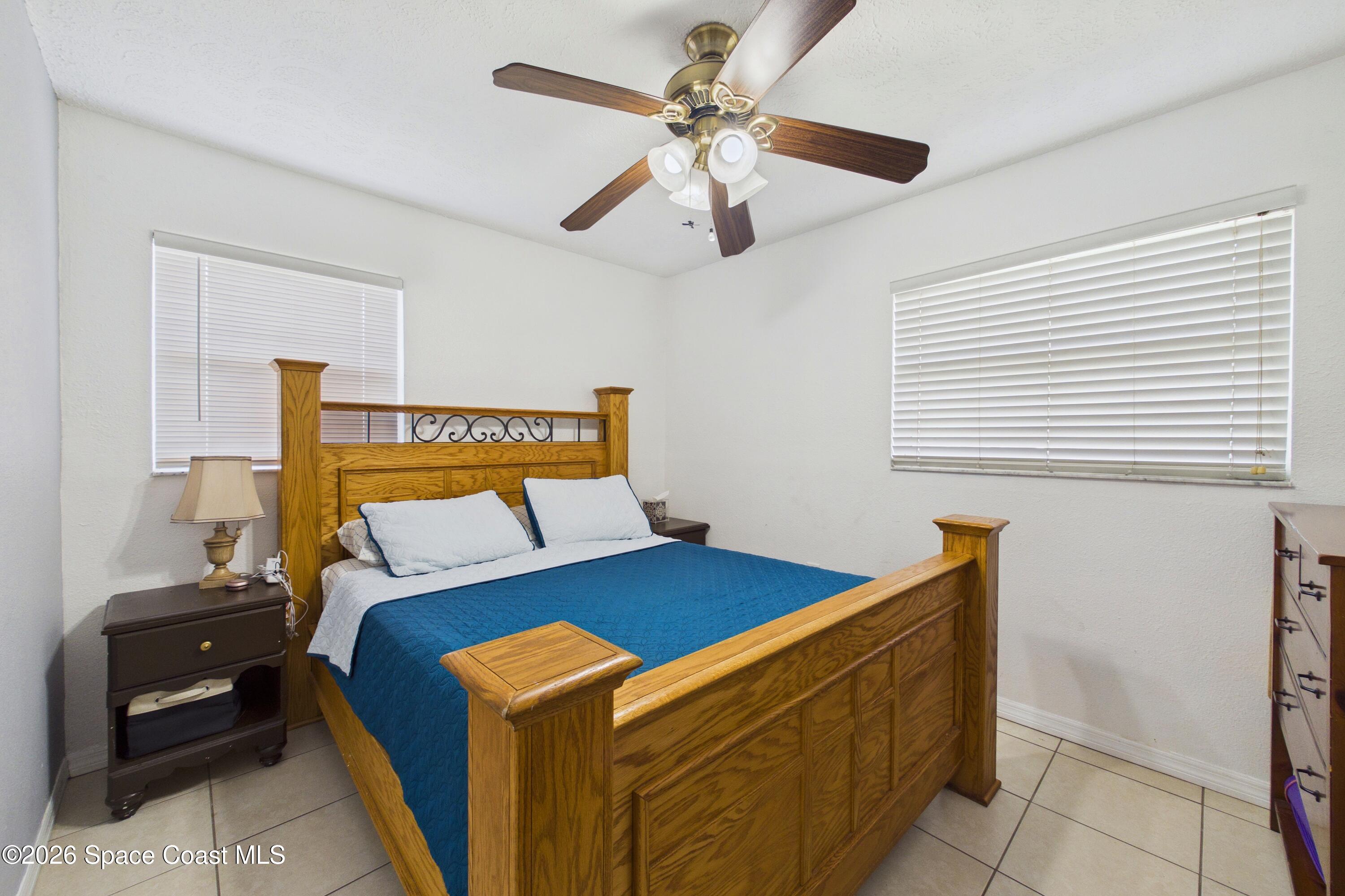 2536 Straford Drive