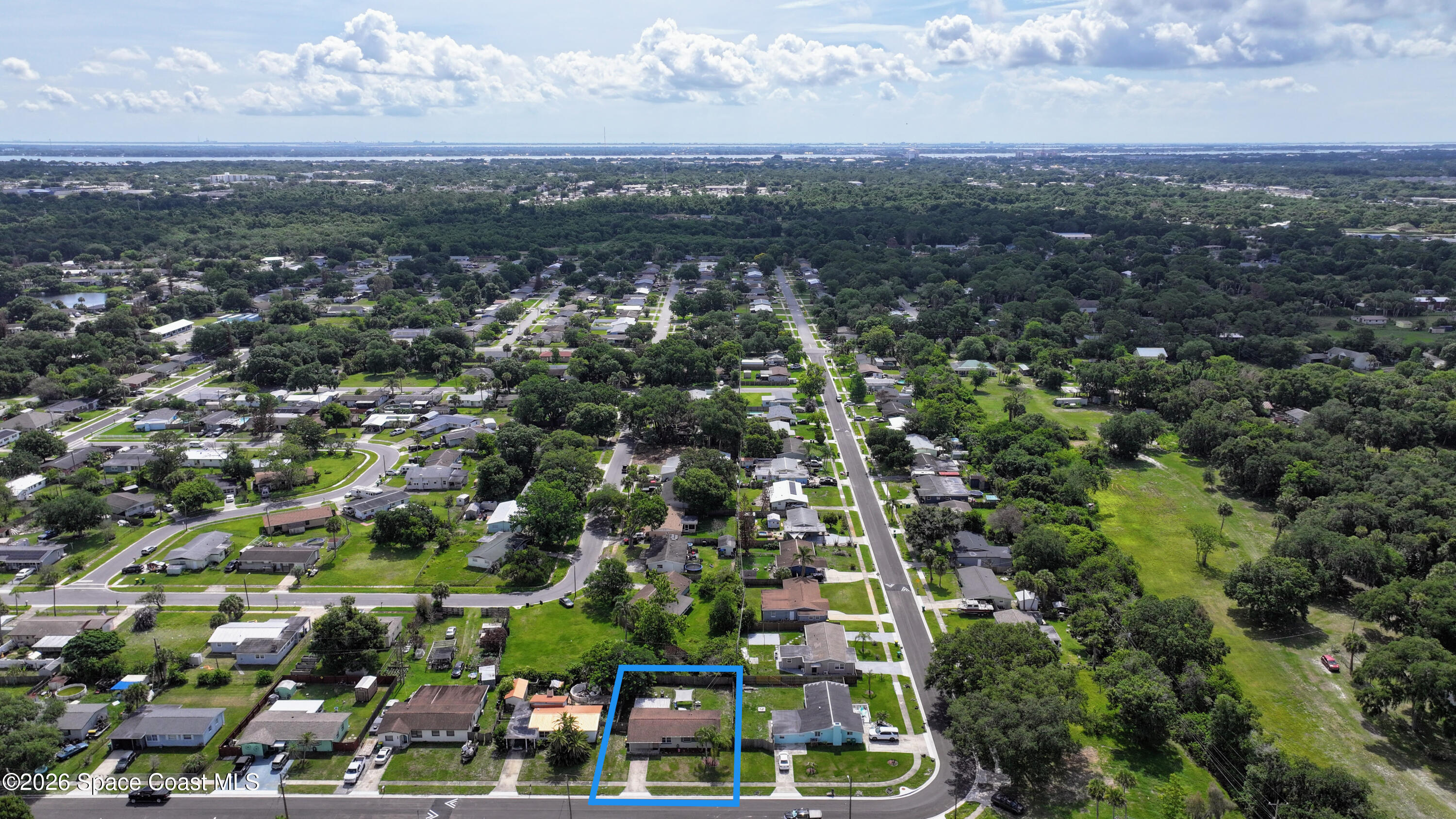 2536 Straford Drive