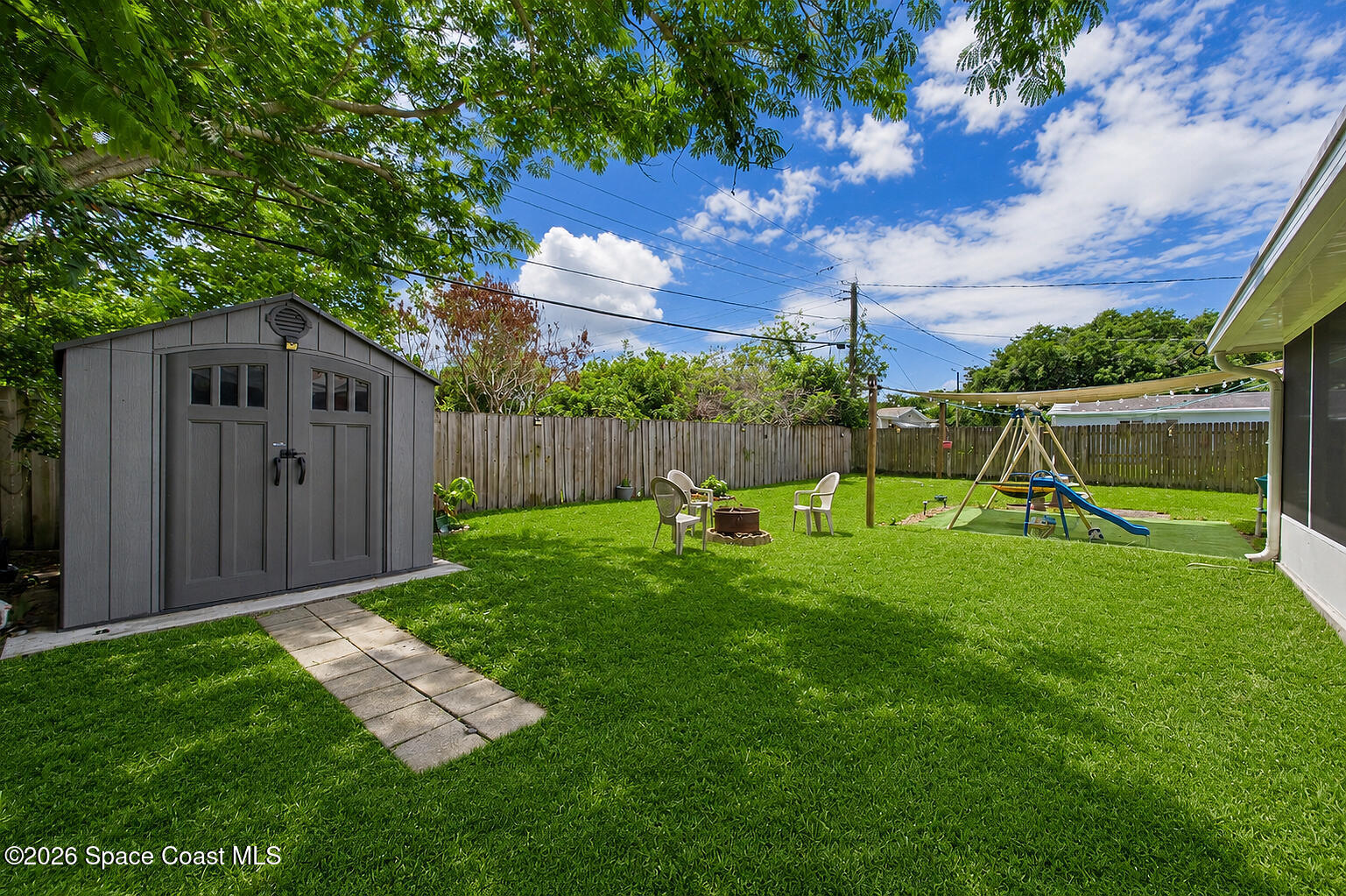 2536 Straford Drive